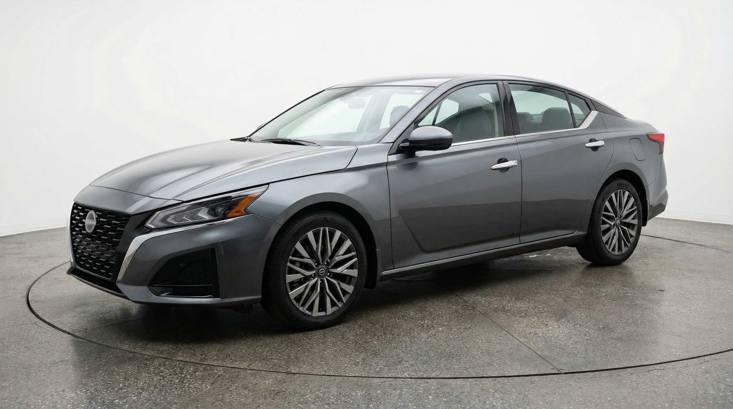 Thumbnail: 2025 Nissan Altima - 3