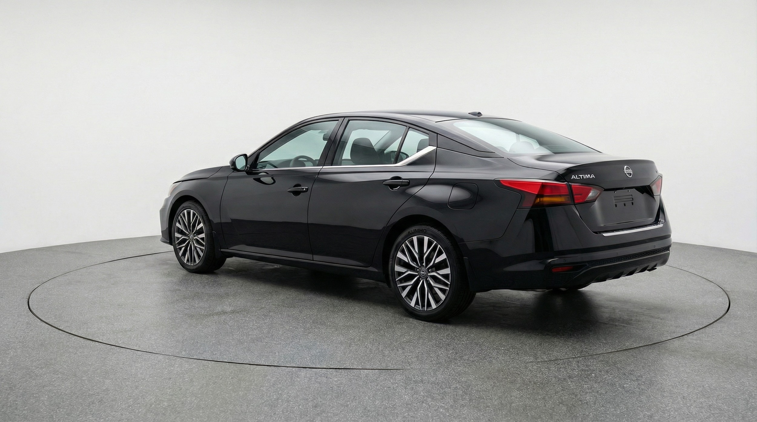 Thumbnail: 2025 Nissan Altima - 5