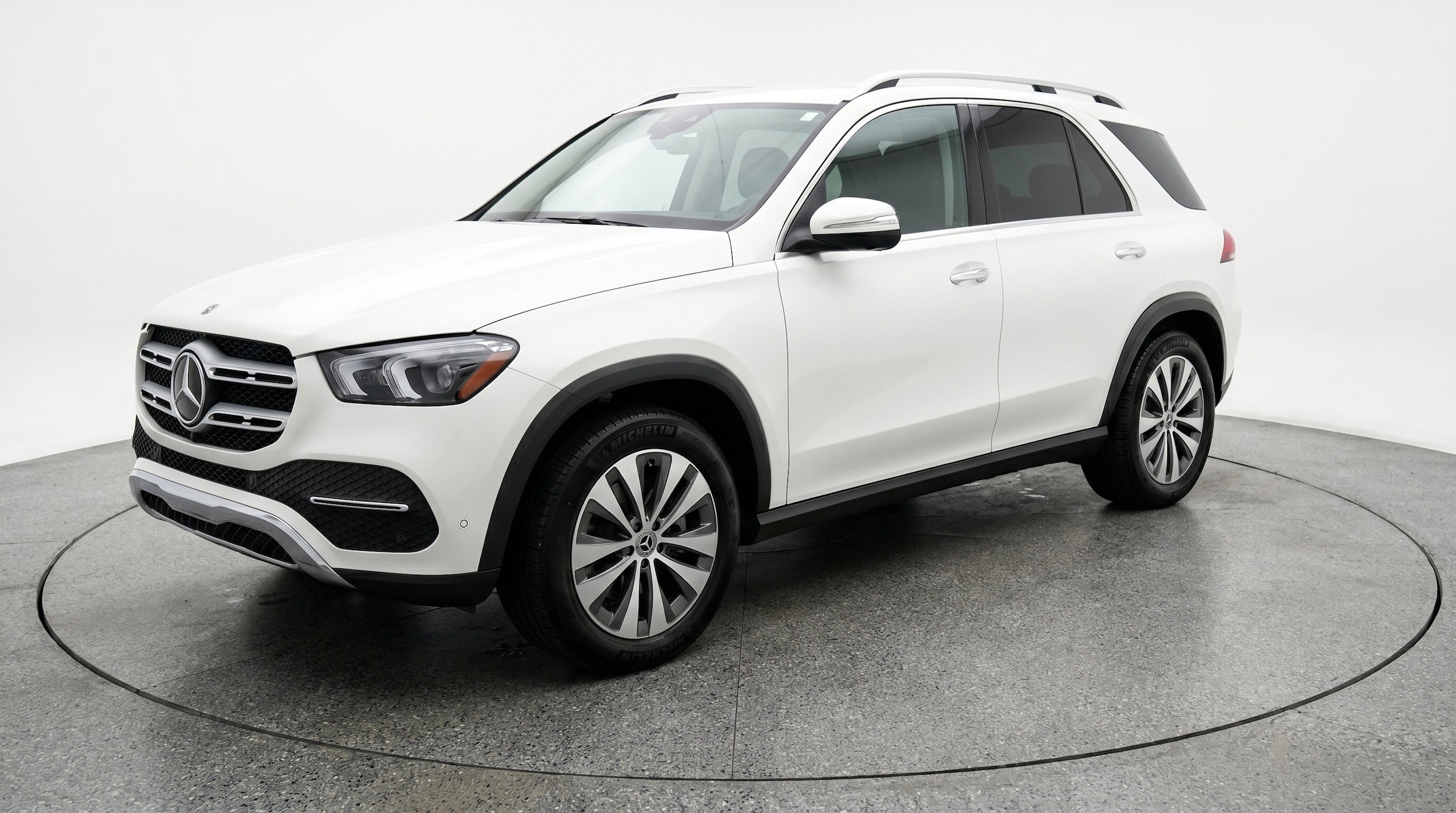 Thumbnail: 2026 Mercedes-Benz GLE - 3