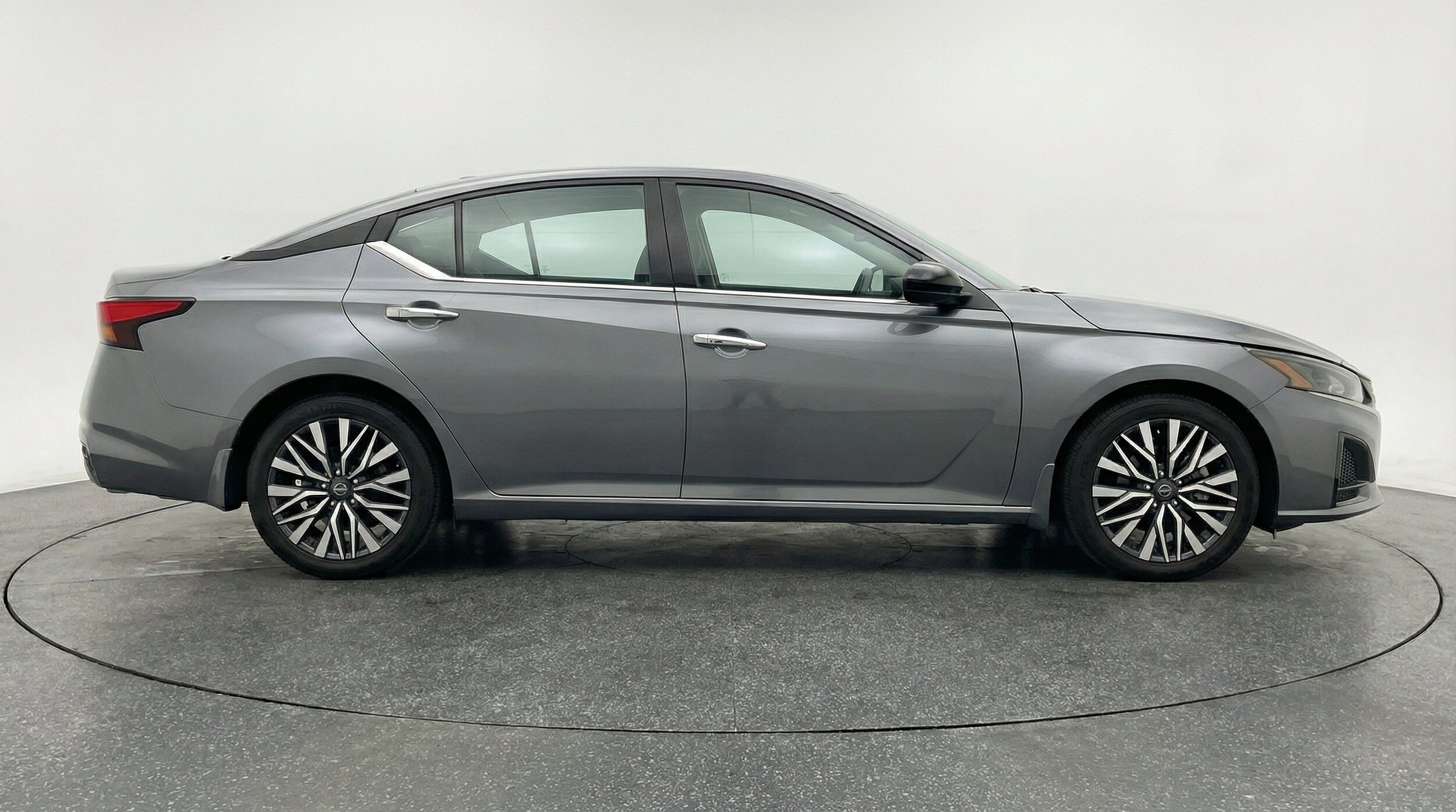 Thumbnail: 2025 Nissan Altima - 11