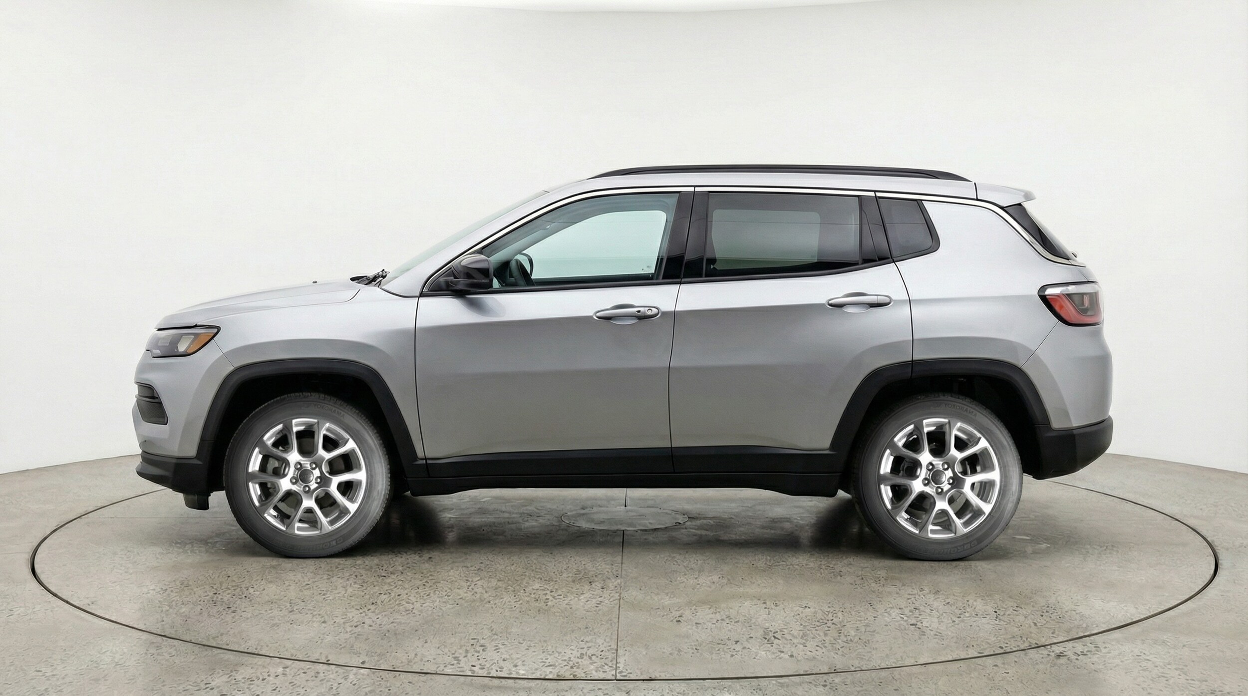 Thumbnail: 2025 Jeep Compass - 4