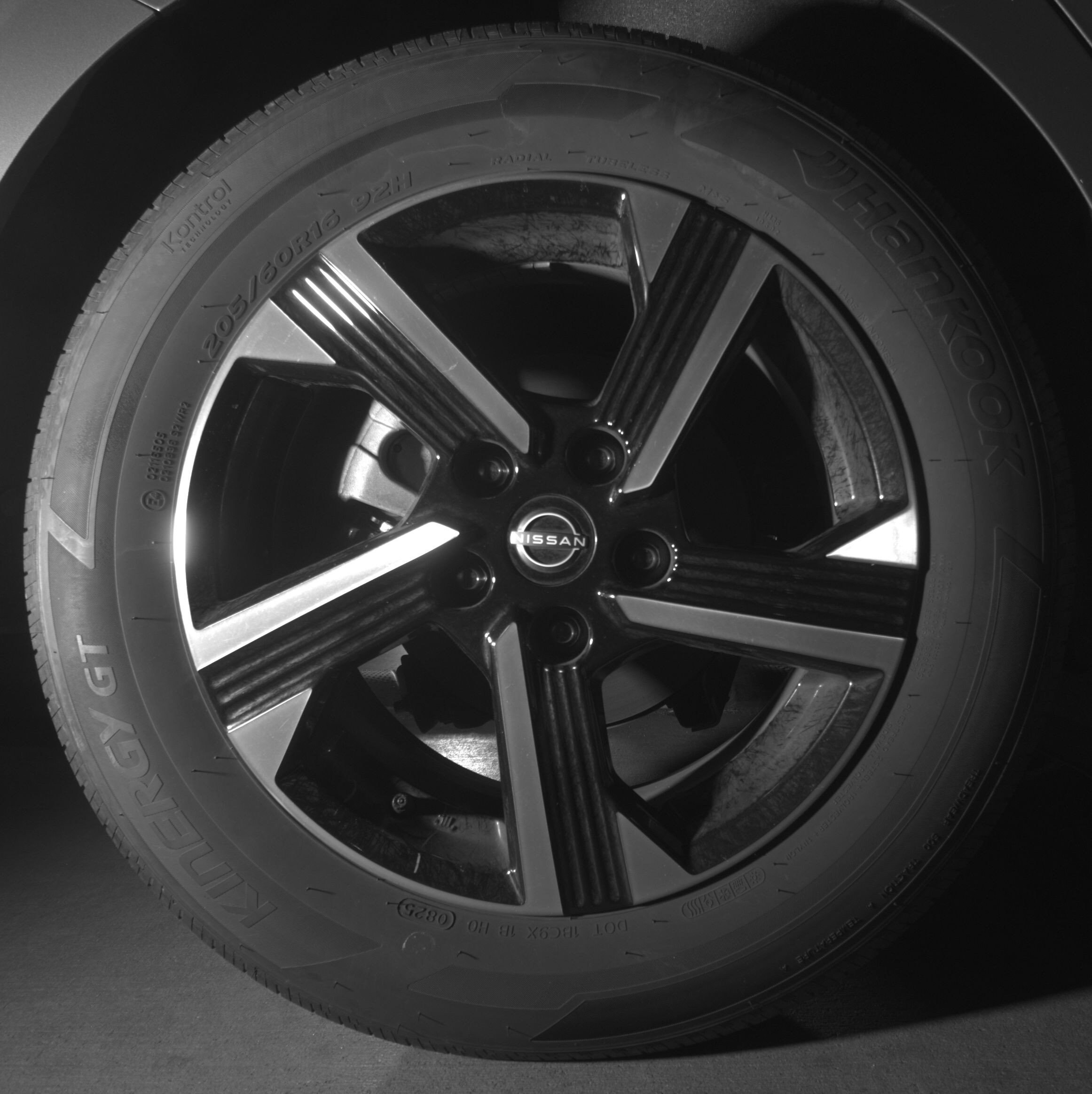 Thumbnail: 2025 Nissan Sentra - 15