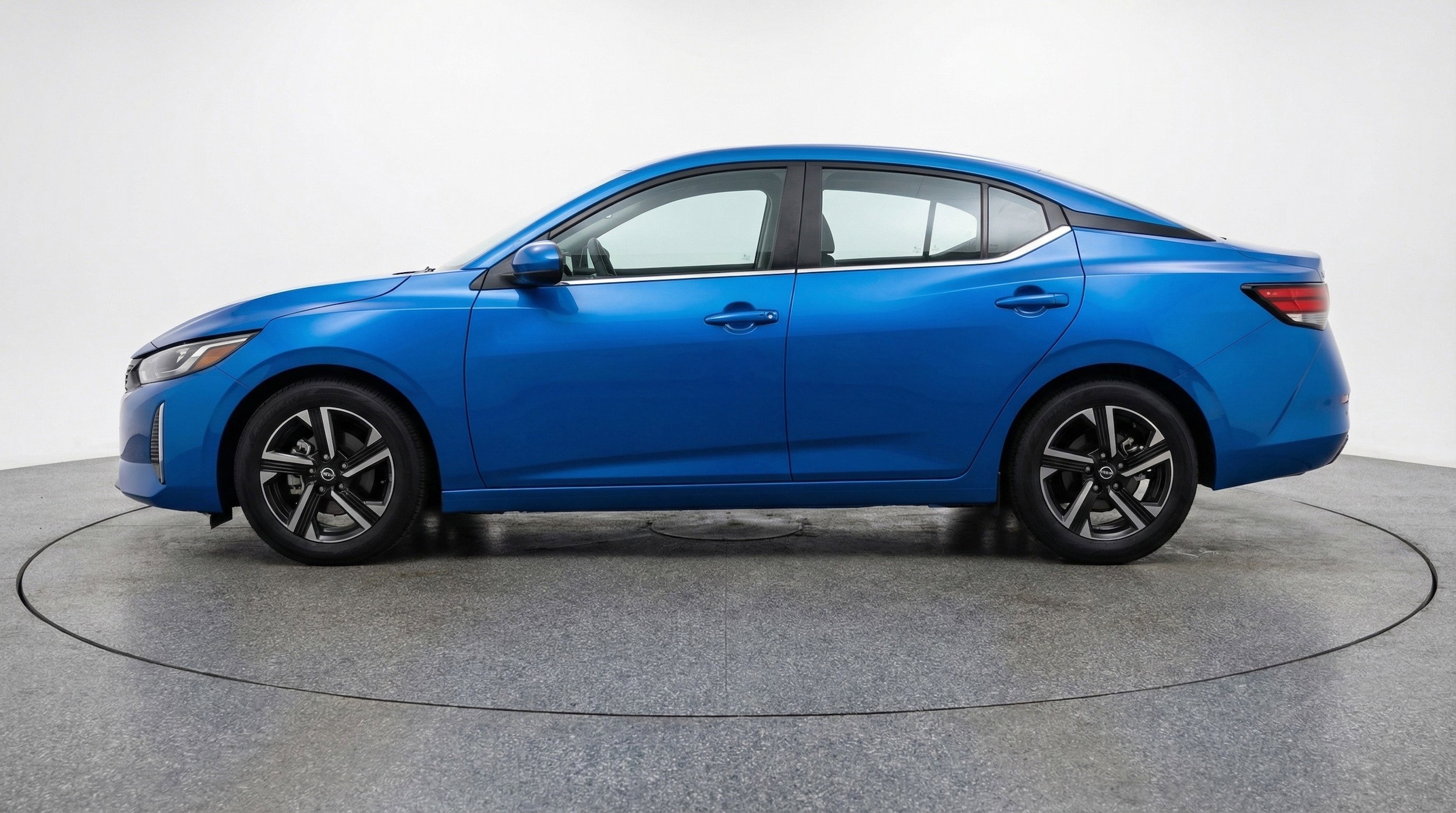 Thumbnail: 2025 Nissan Sentra - 5