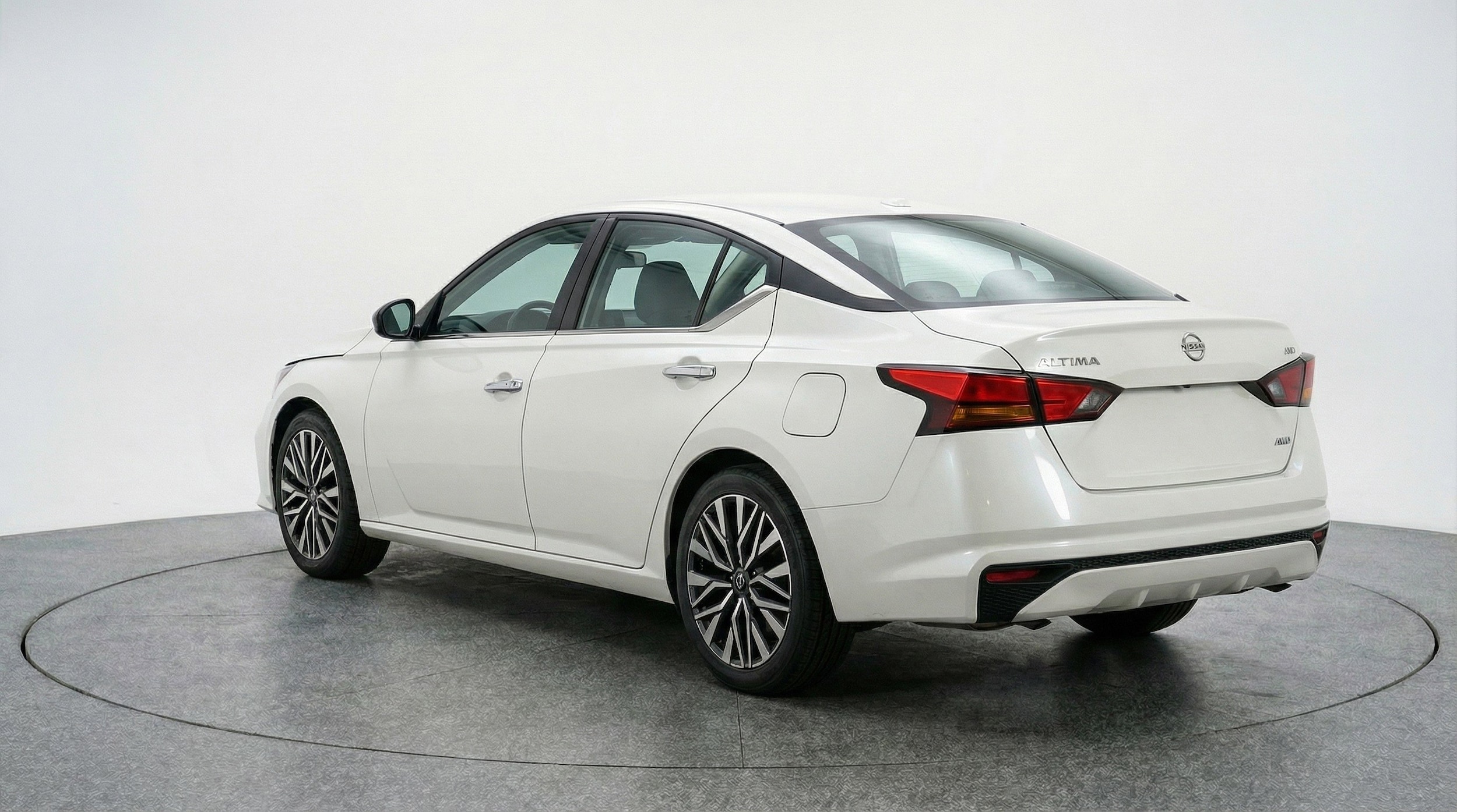 Thumbnail: 2025 Nissan Altima - 6