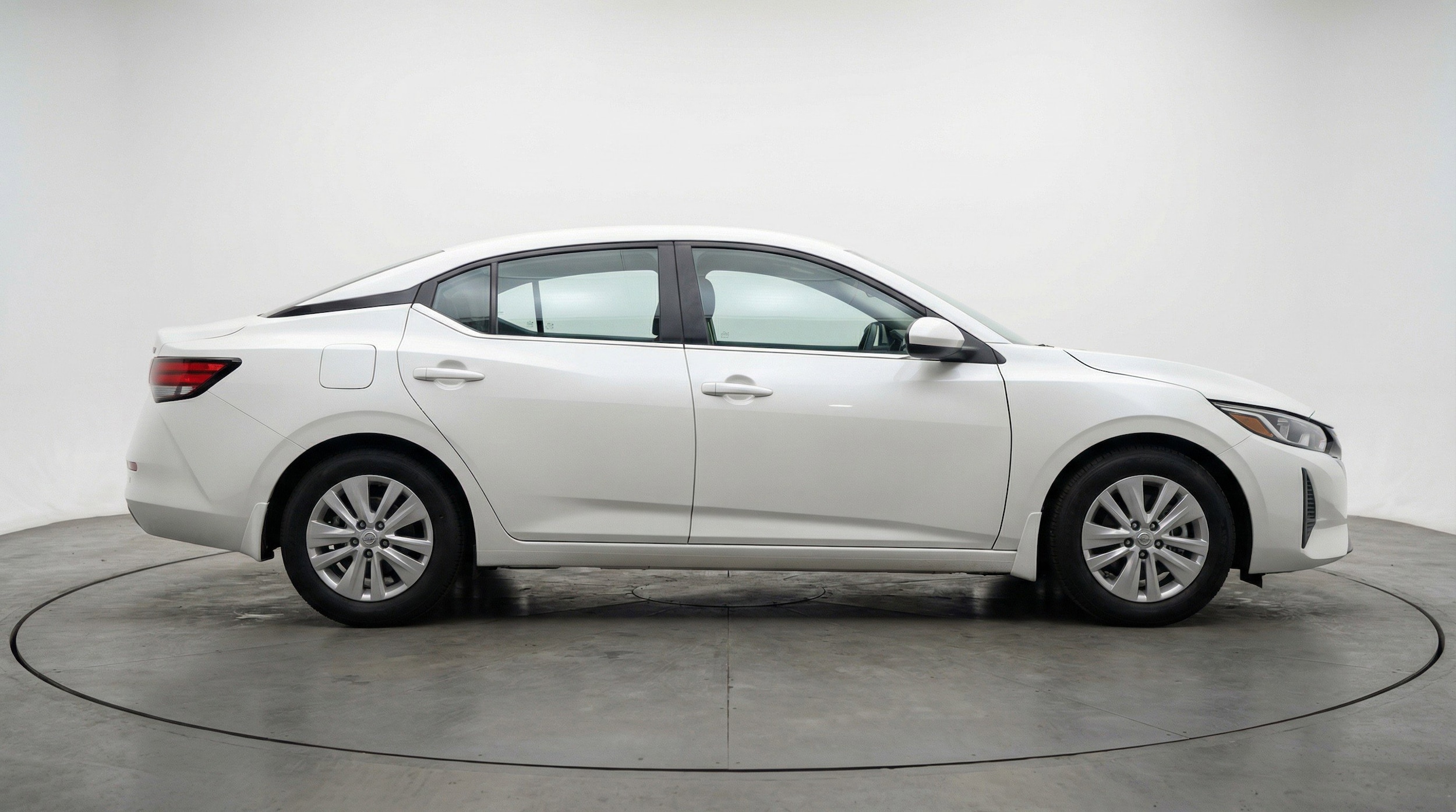 Thumbnail: 2025 Nissan Sentra - 11