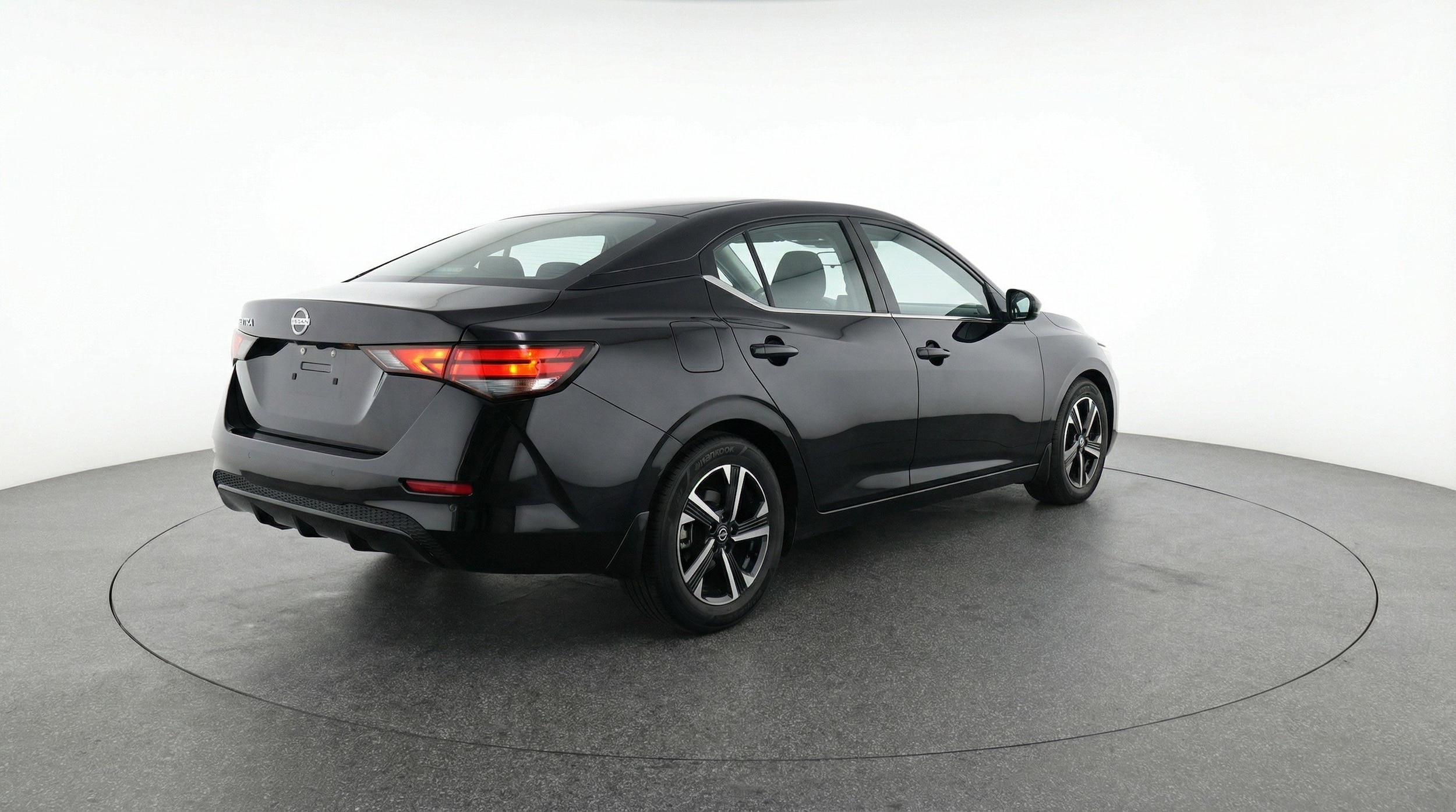 Thumbnail: 2025 Nissan Sentra - 9