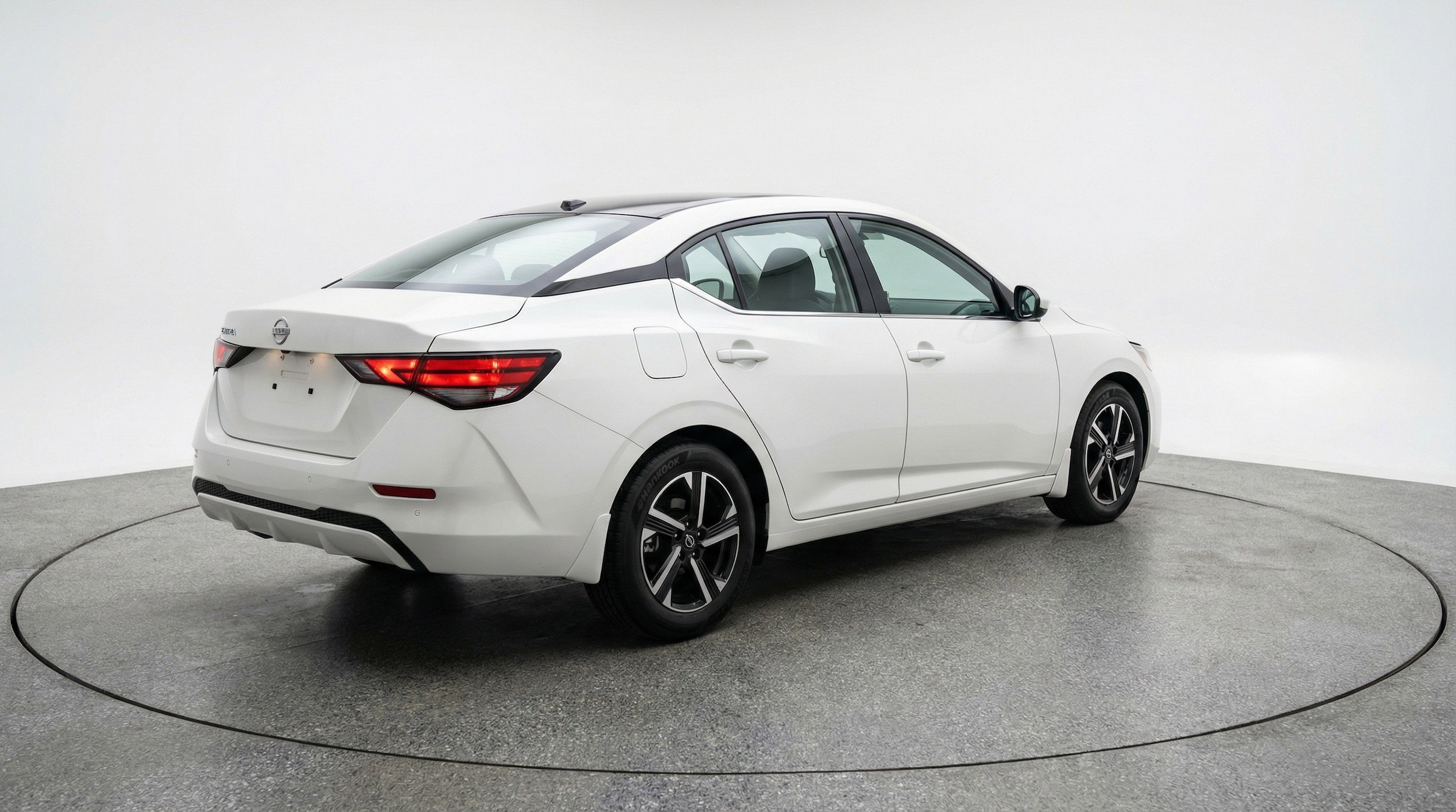 Thumbnail: 2025 Nissan Sentra - 9