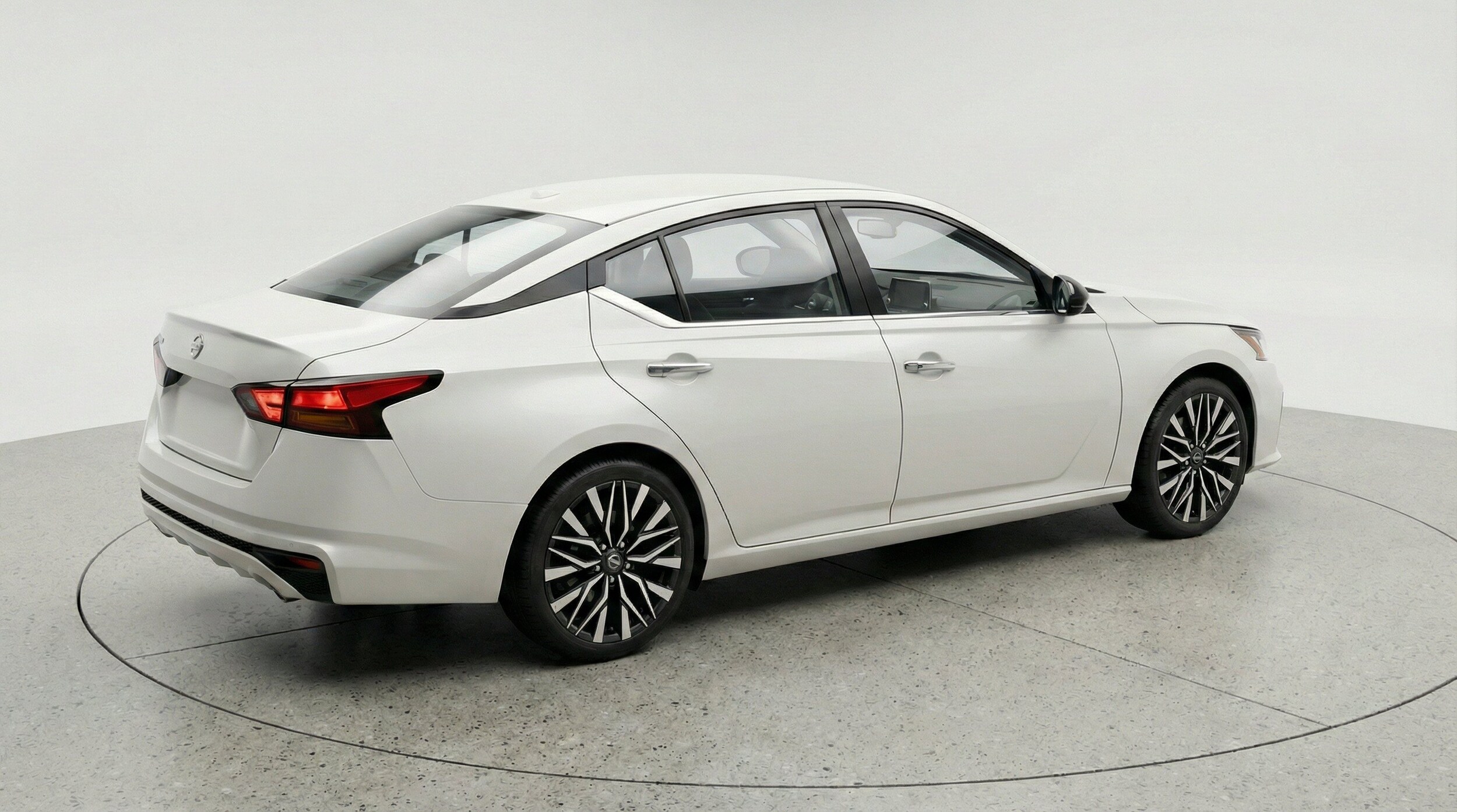 Thumbnail: 2025 Nissan Altima - 9
