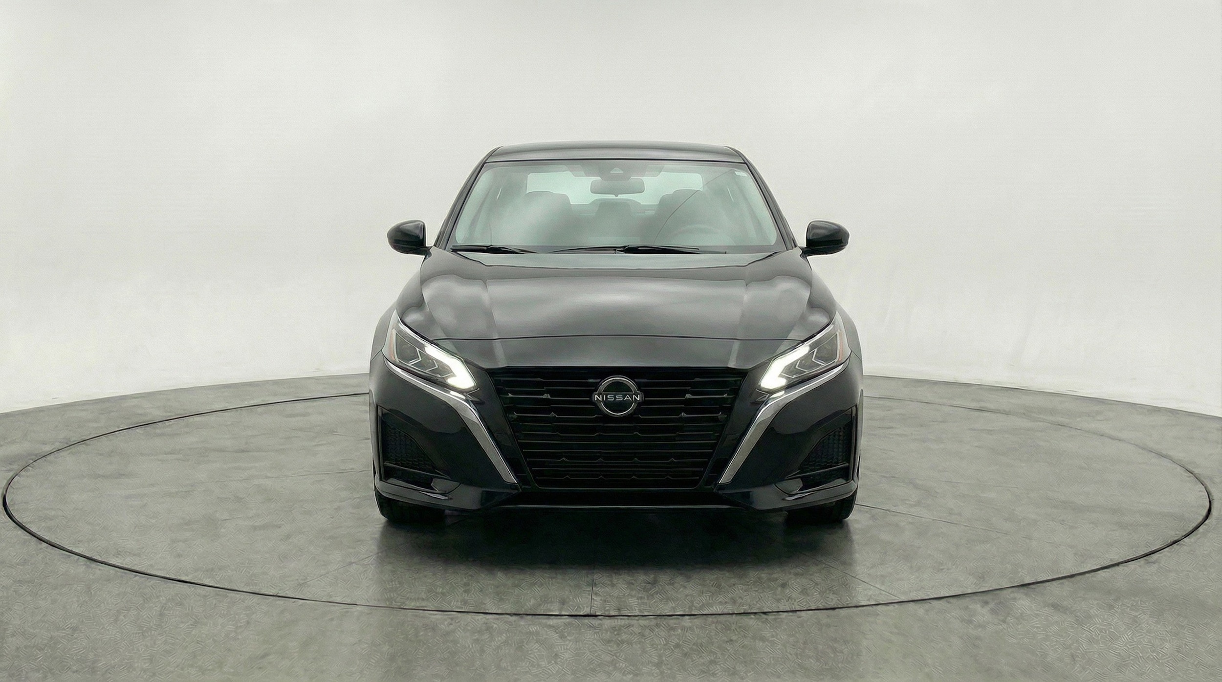 Thumbnail: 2025 Nissan Altima - 2