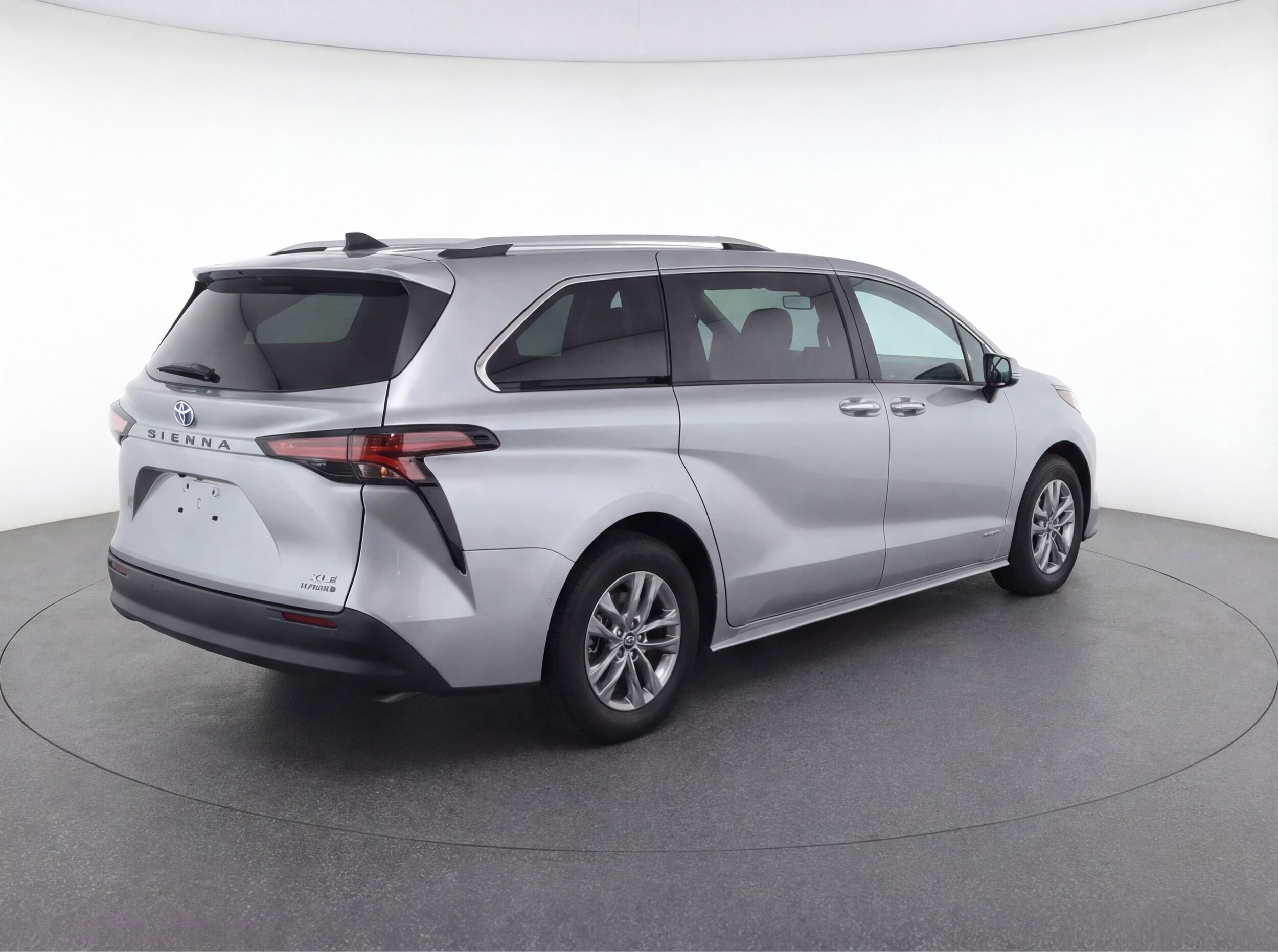 Thumbnail: 2024 Toyota Sienna - 9