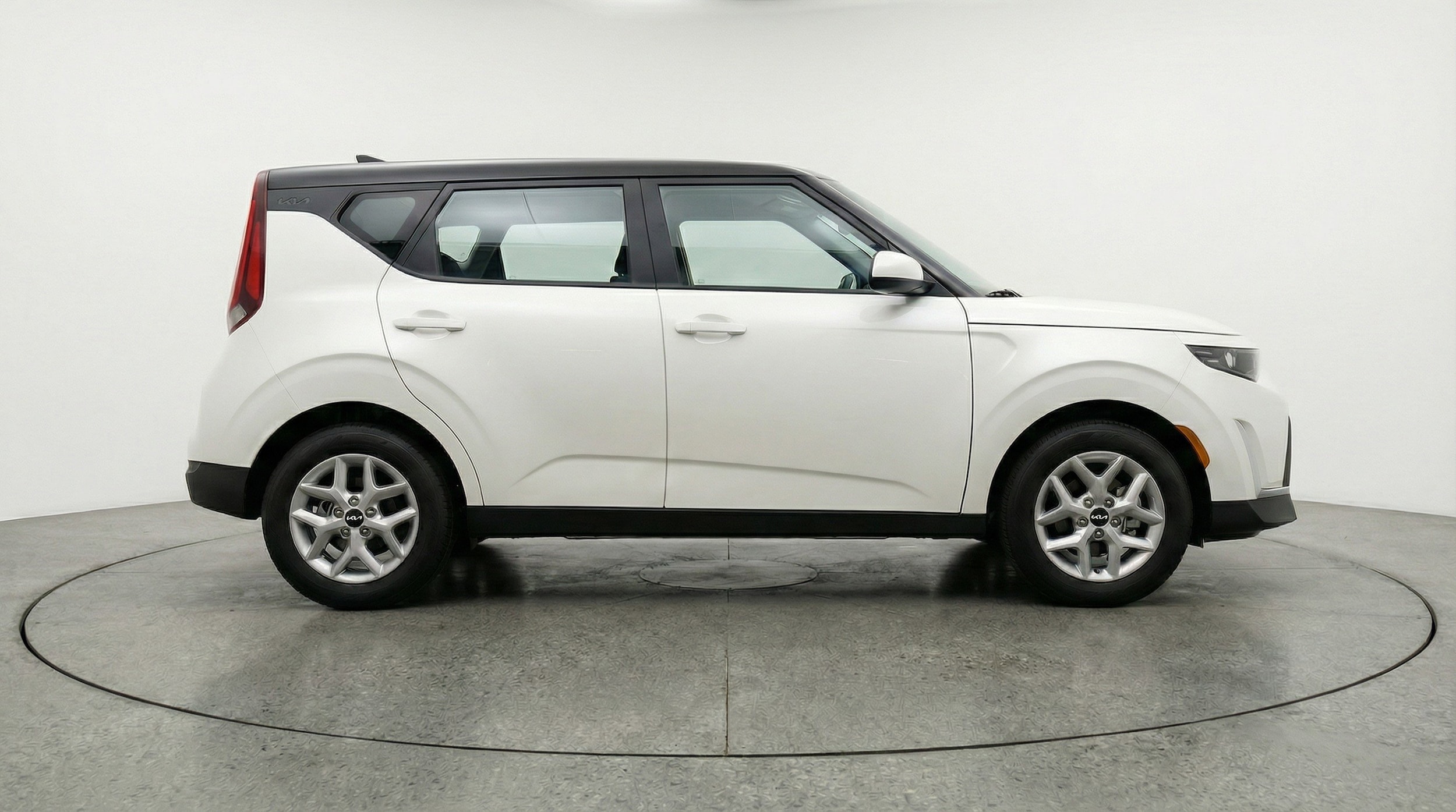 Thumbnail: 2025 Kia Soul - 11