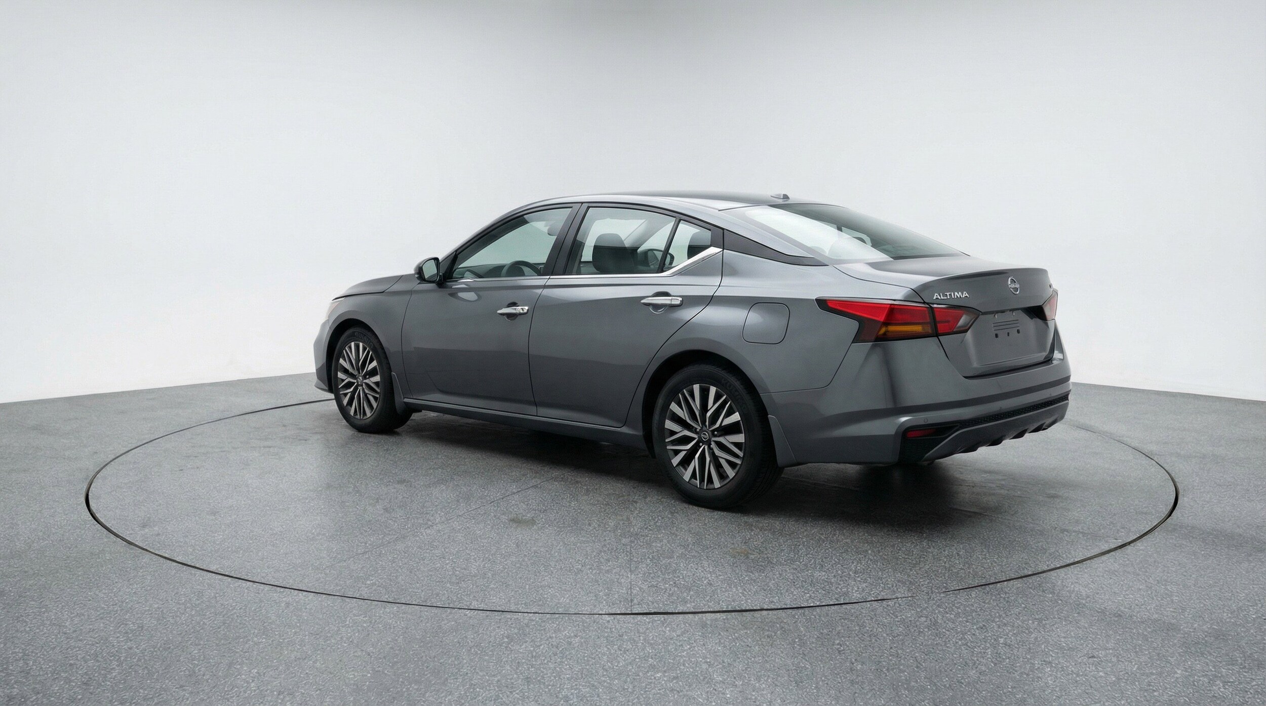 Thumbnail: 2025 Nissan Altima - 6