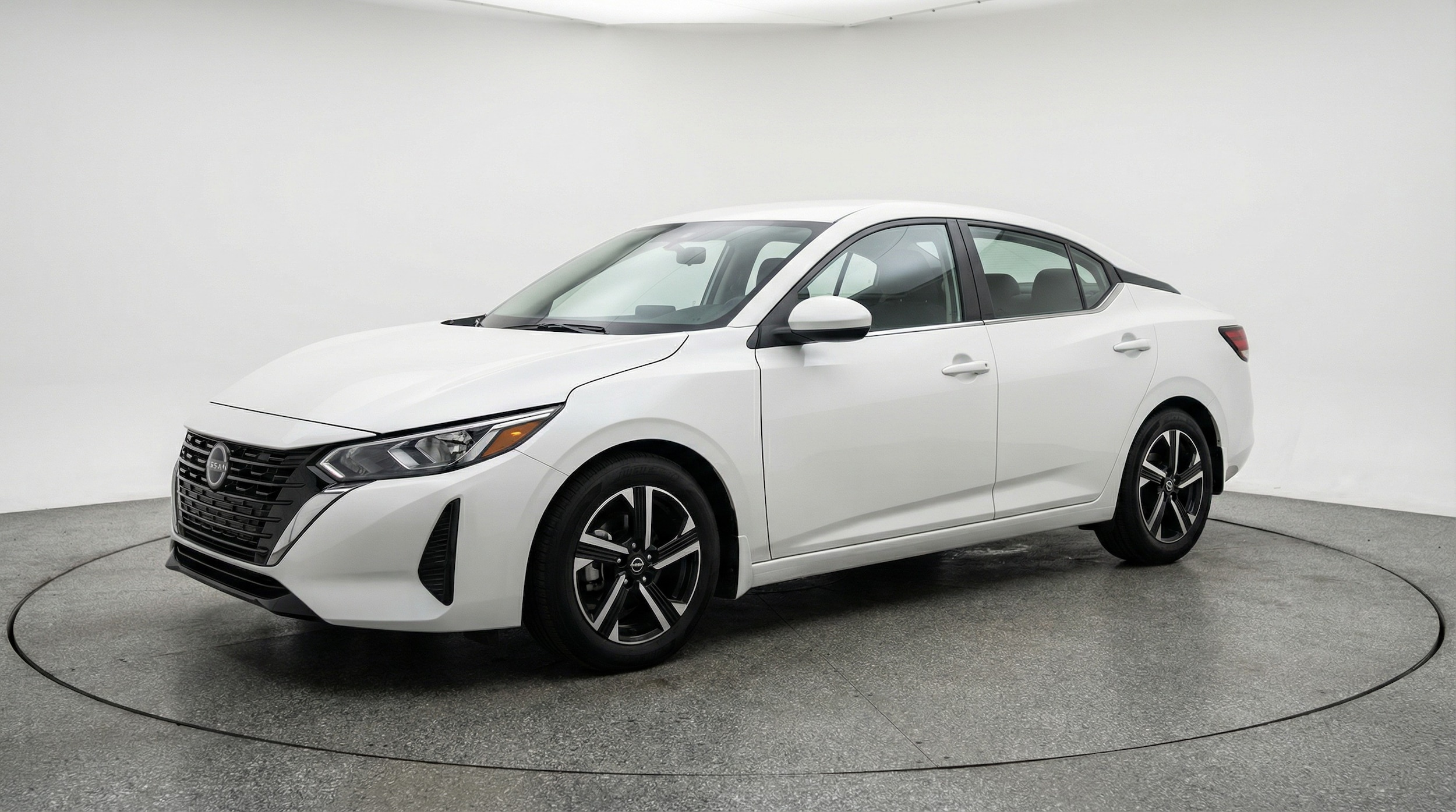 Thumbnail: 2025 Nissan Sentra - 3