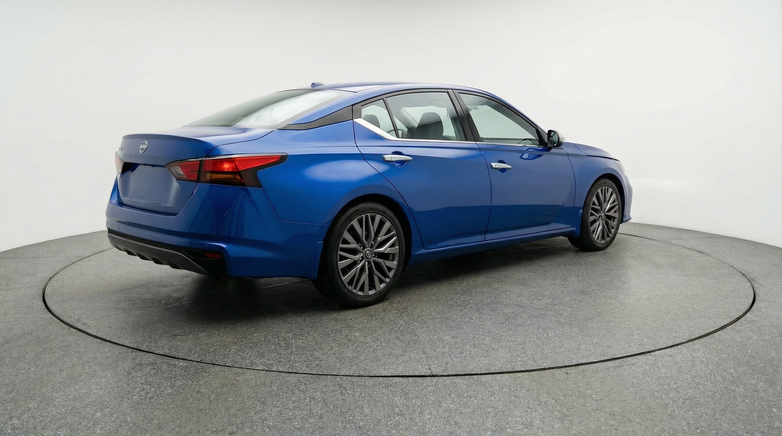 Thumbnail: 2025 Nissan Altima - 7