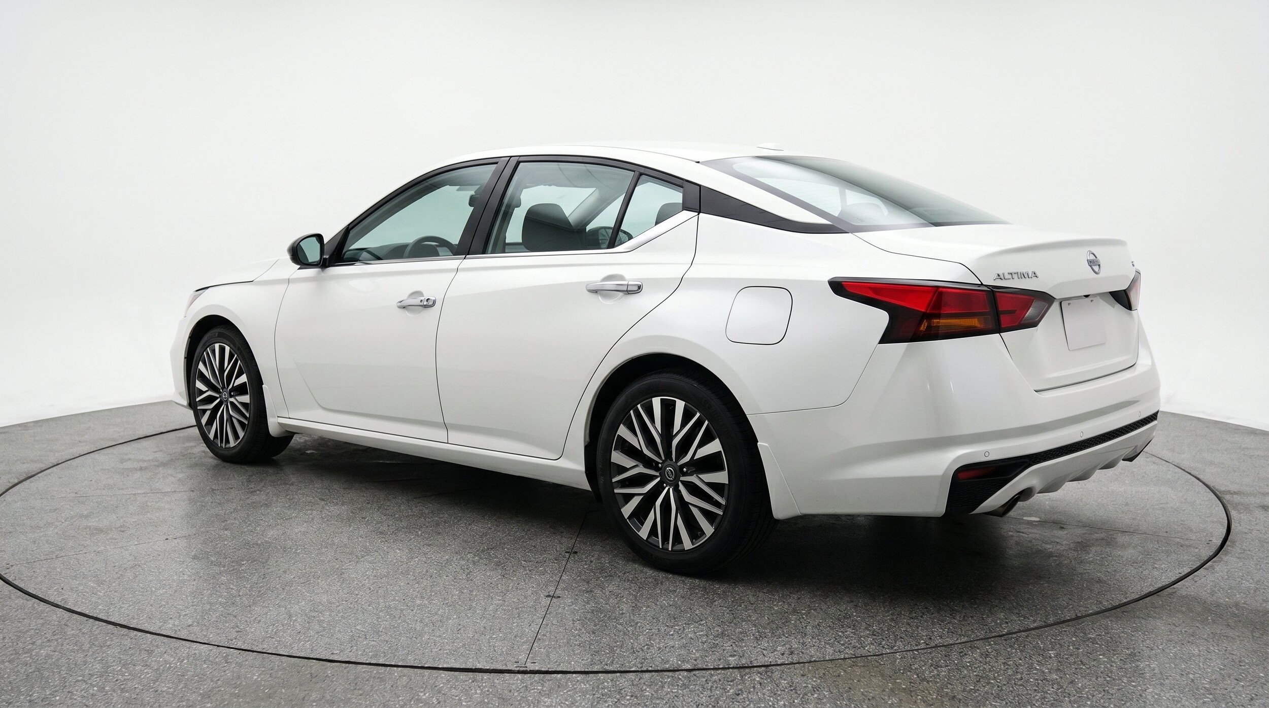 Thumbnail: 2025 Nissan Altima - 6