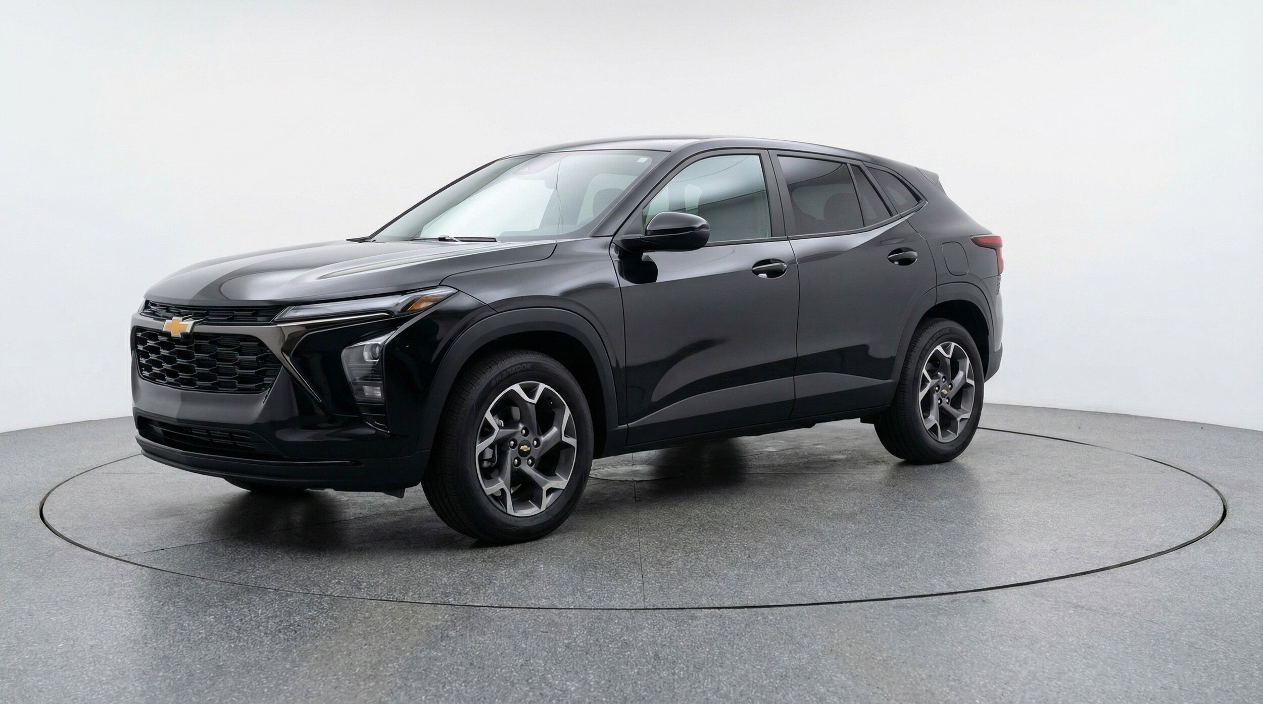 Thumbnail: 2025 Chevrolet Trax - 3