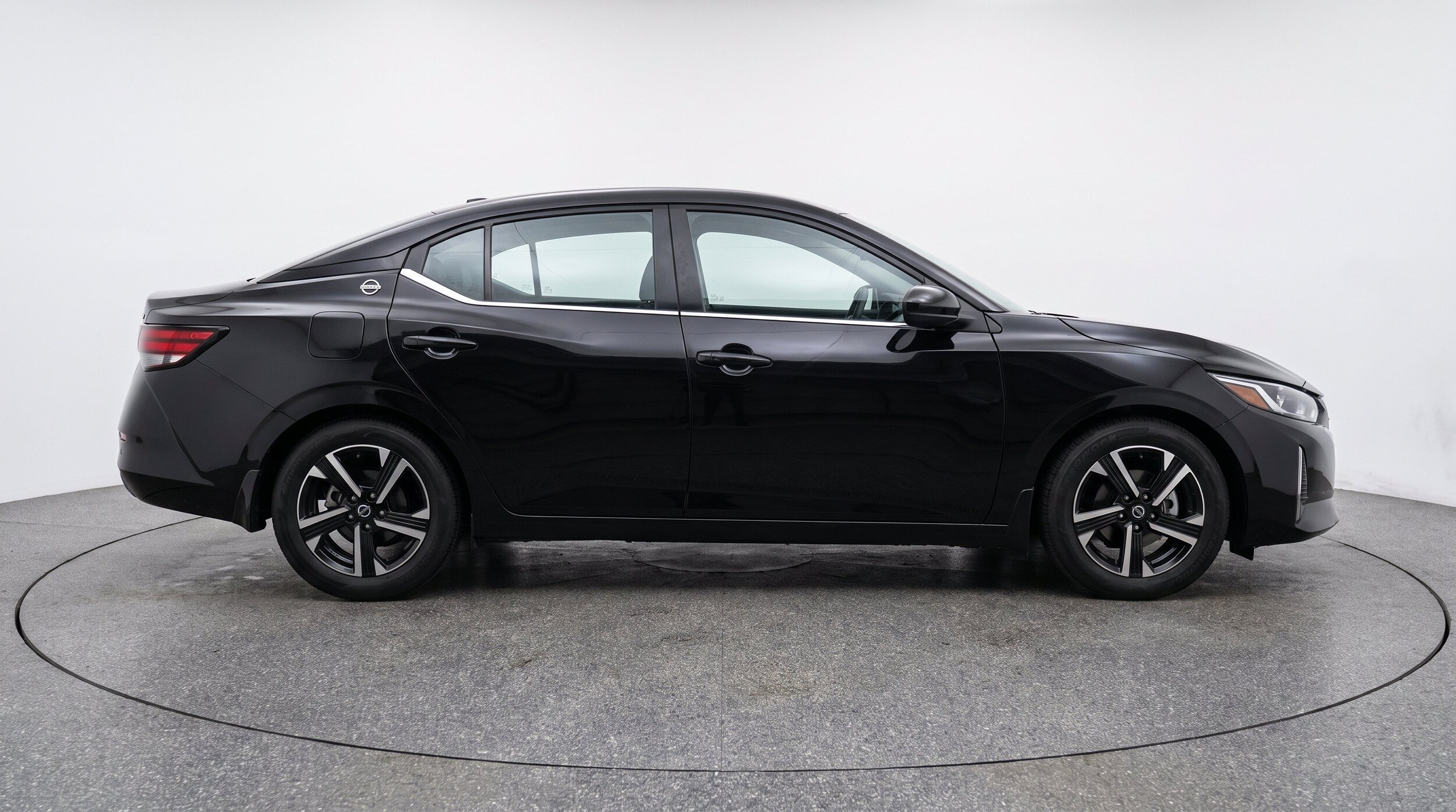 Thumbnail: 2025 Nissan Sentra - 11