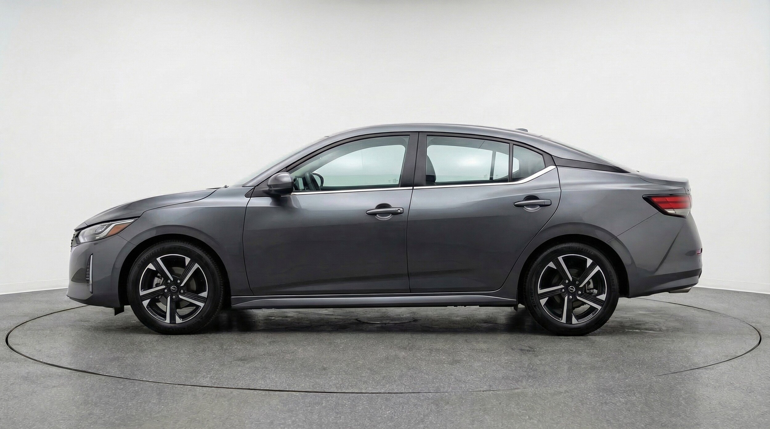 Thumbnail: 2025 Nissan Sentra - 5