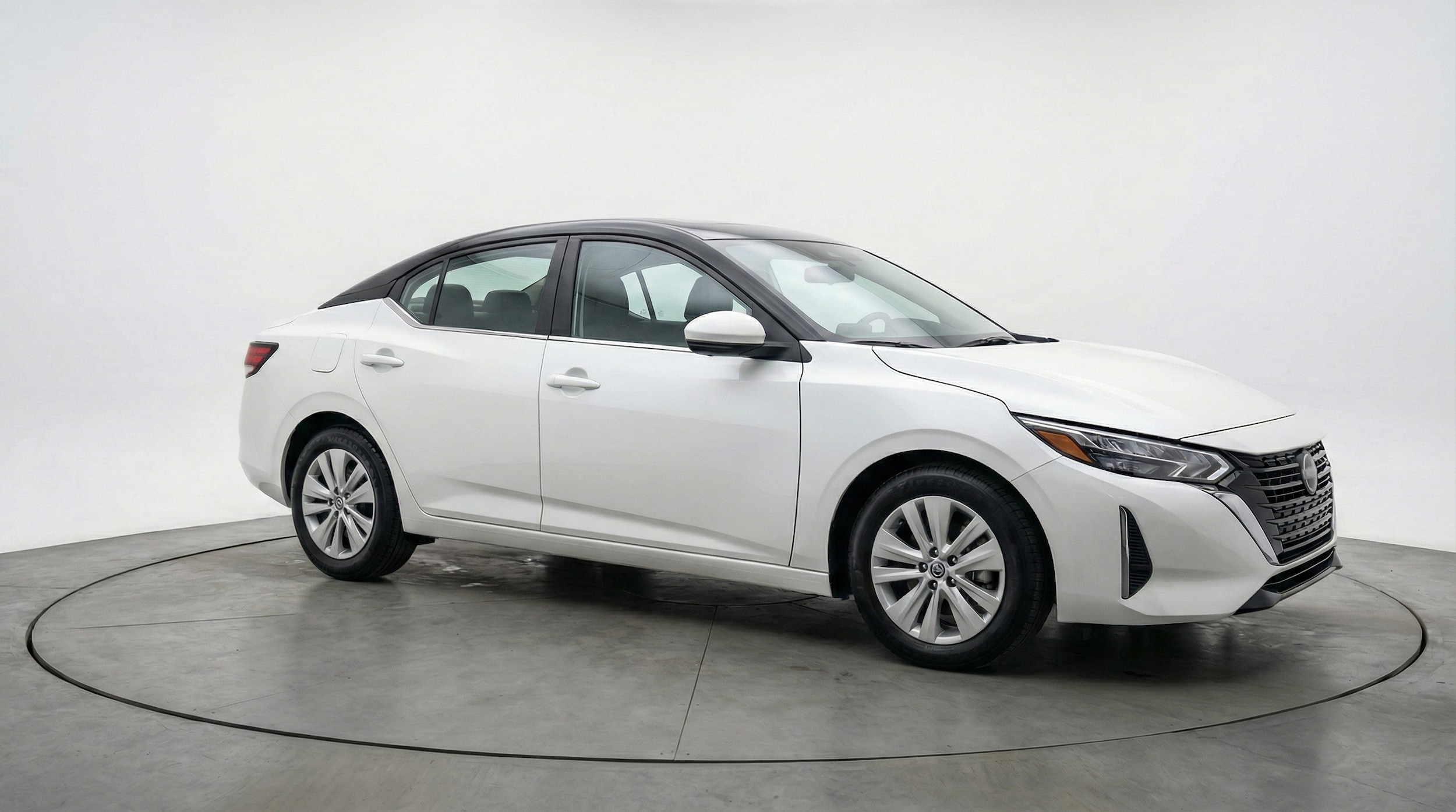 Thumbnail: 2025 Nissan Sentra - 1