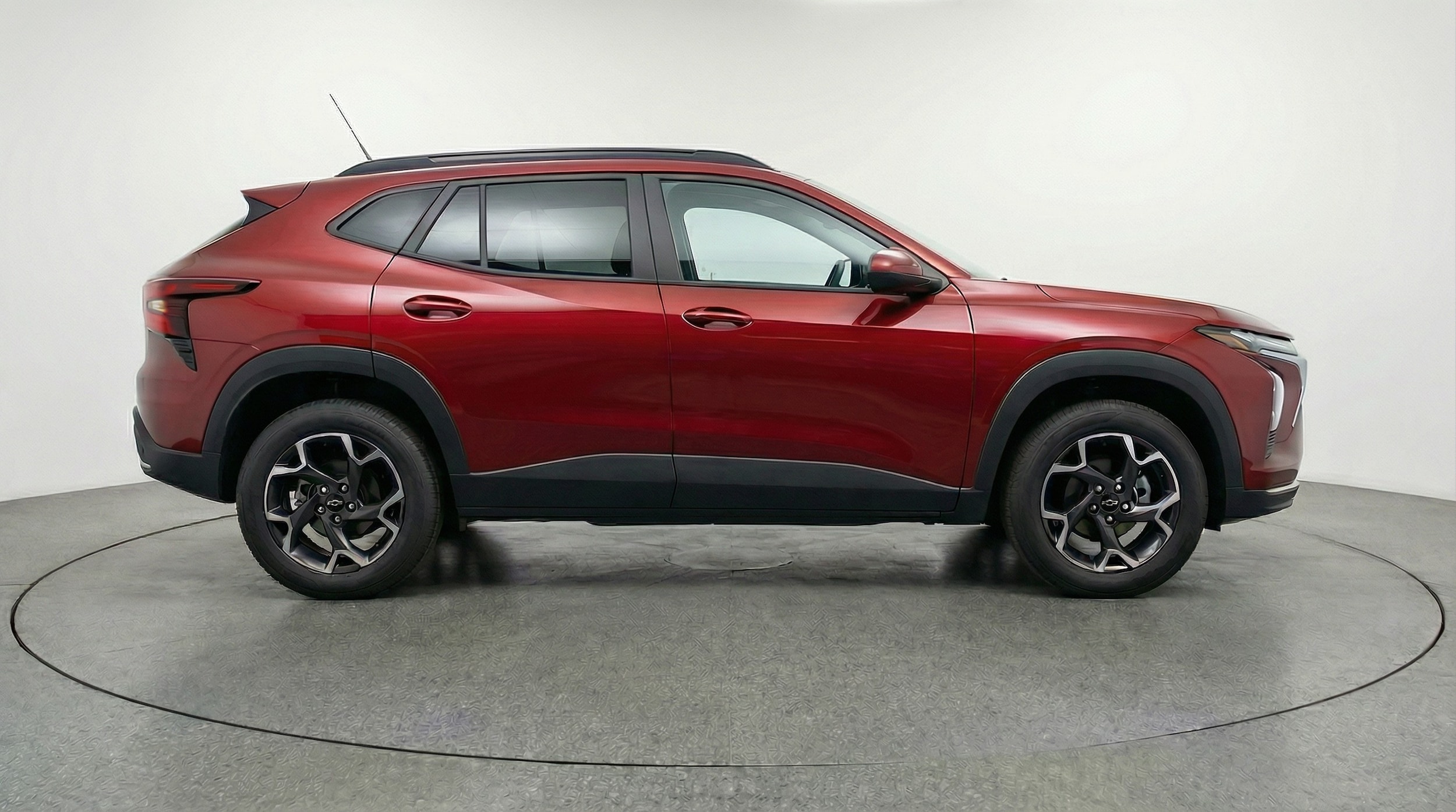 Thumbnail: 2025 Chevrolet Trax - 8