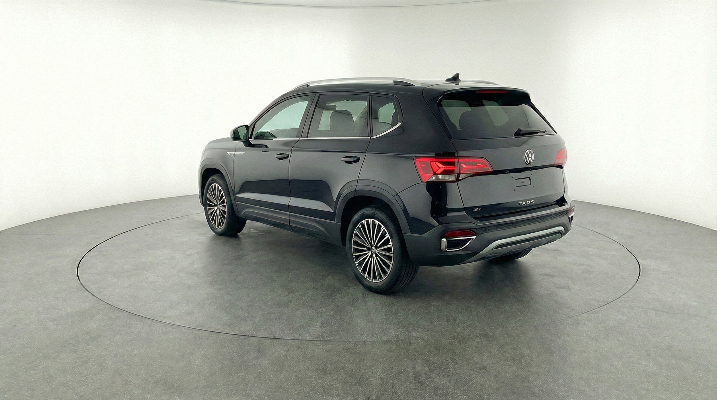 Thumbnail: 2025 Volkswagen Taos - 6