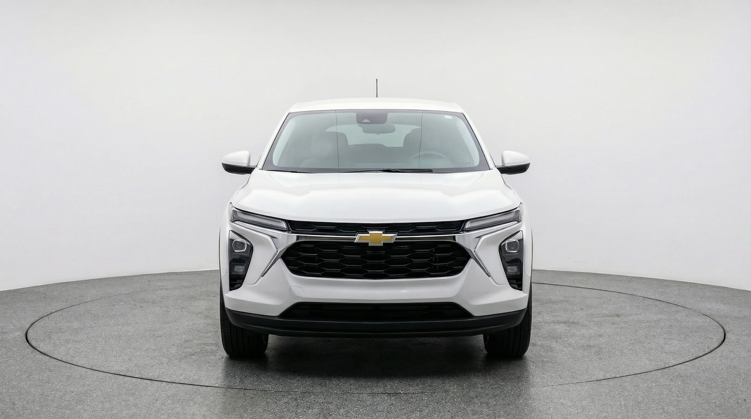Thumbnail: 2025 Chevrolet Trax - 2