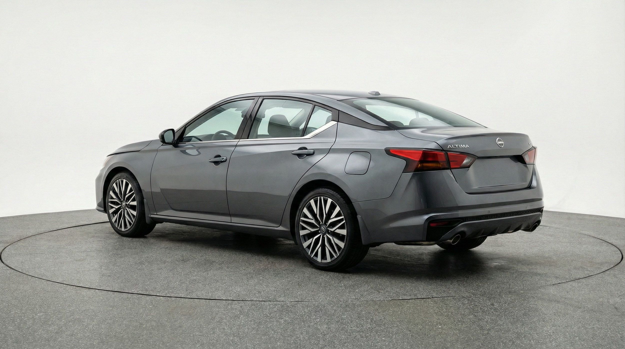 Thumbnail: 2025 Nissan Altima - 5