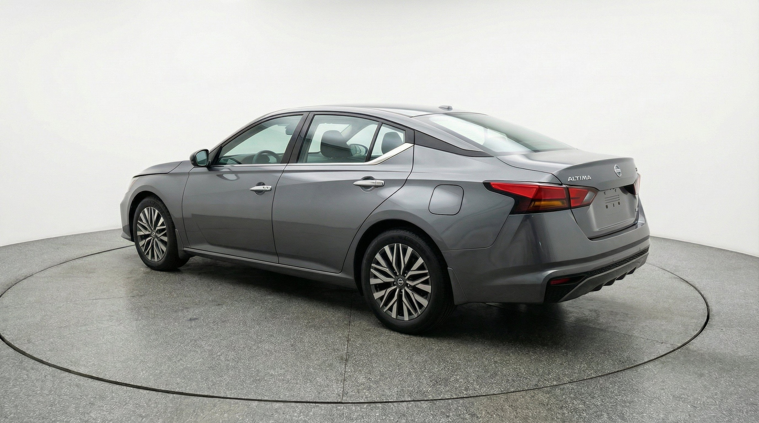 Thumbnail: 2025 Nissan Altima - 6