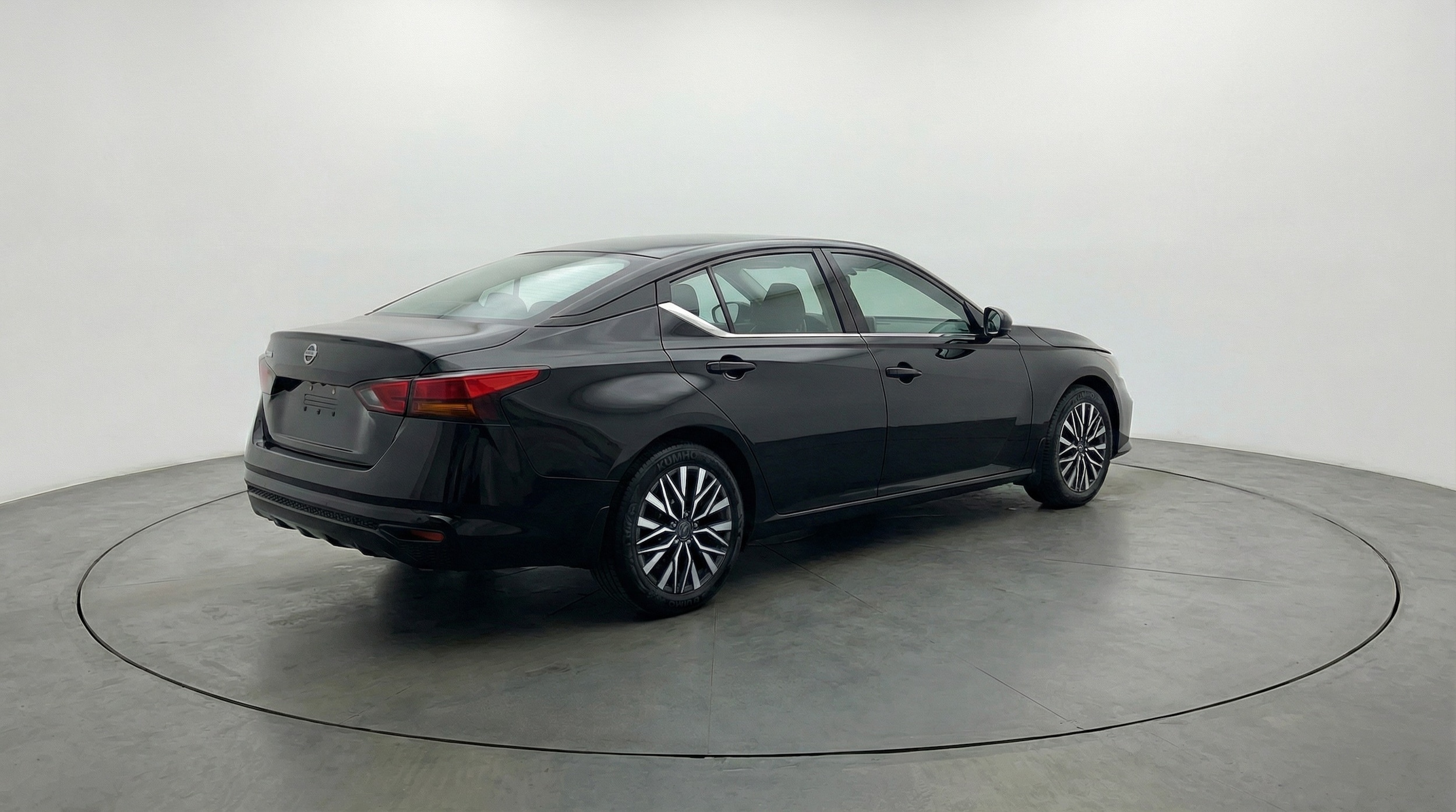 Thumbnail: 2025 Nissan Altima - 7