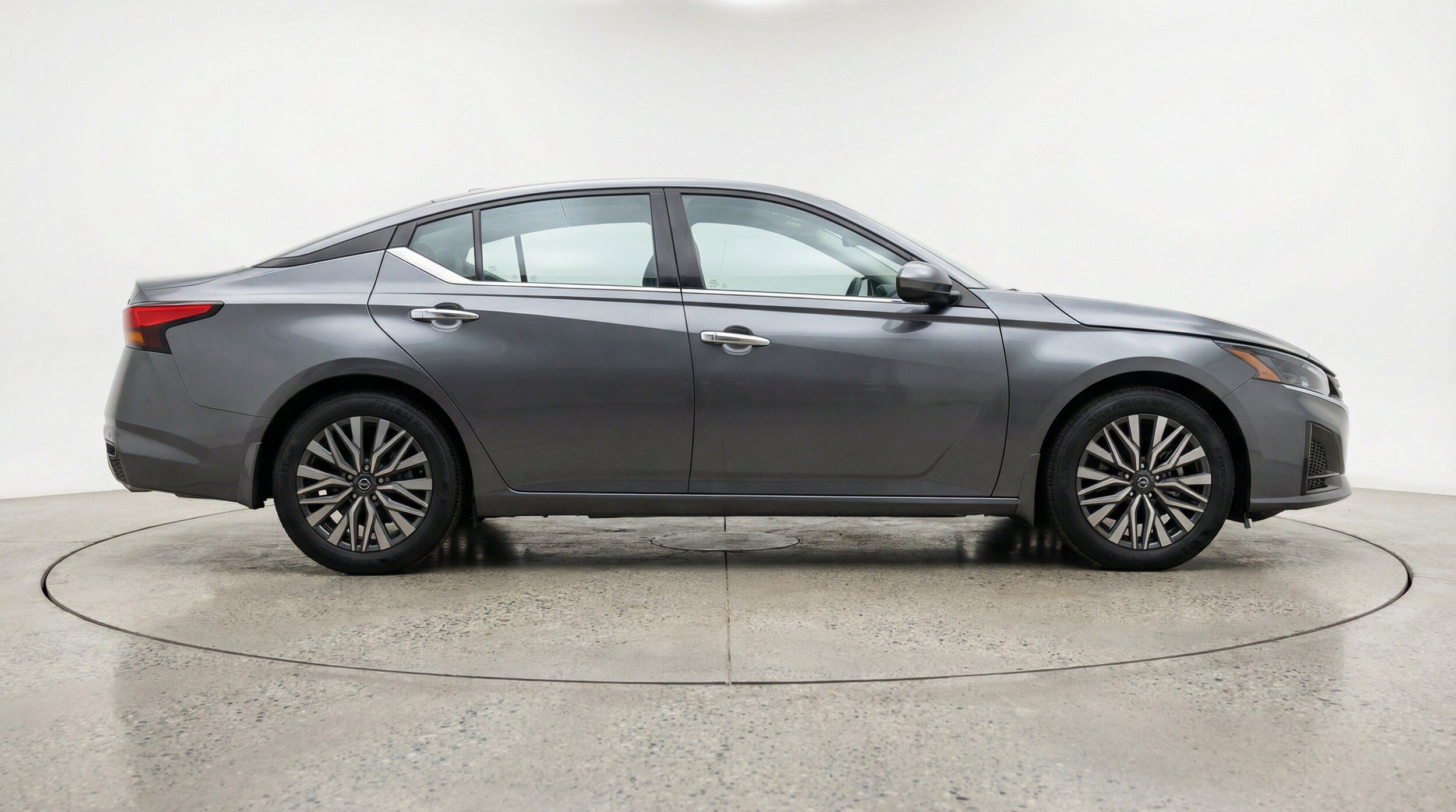Thumbnail: 2025 Nissan Altima - 11