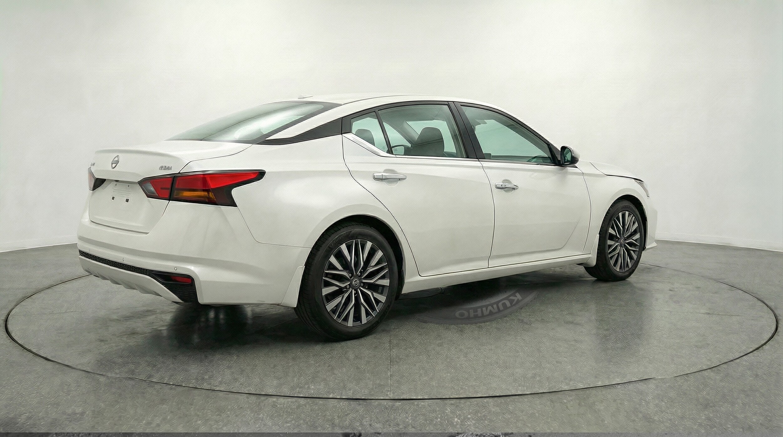 Thumbnail: 2025 Nissan Altima - 7