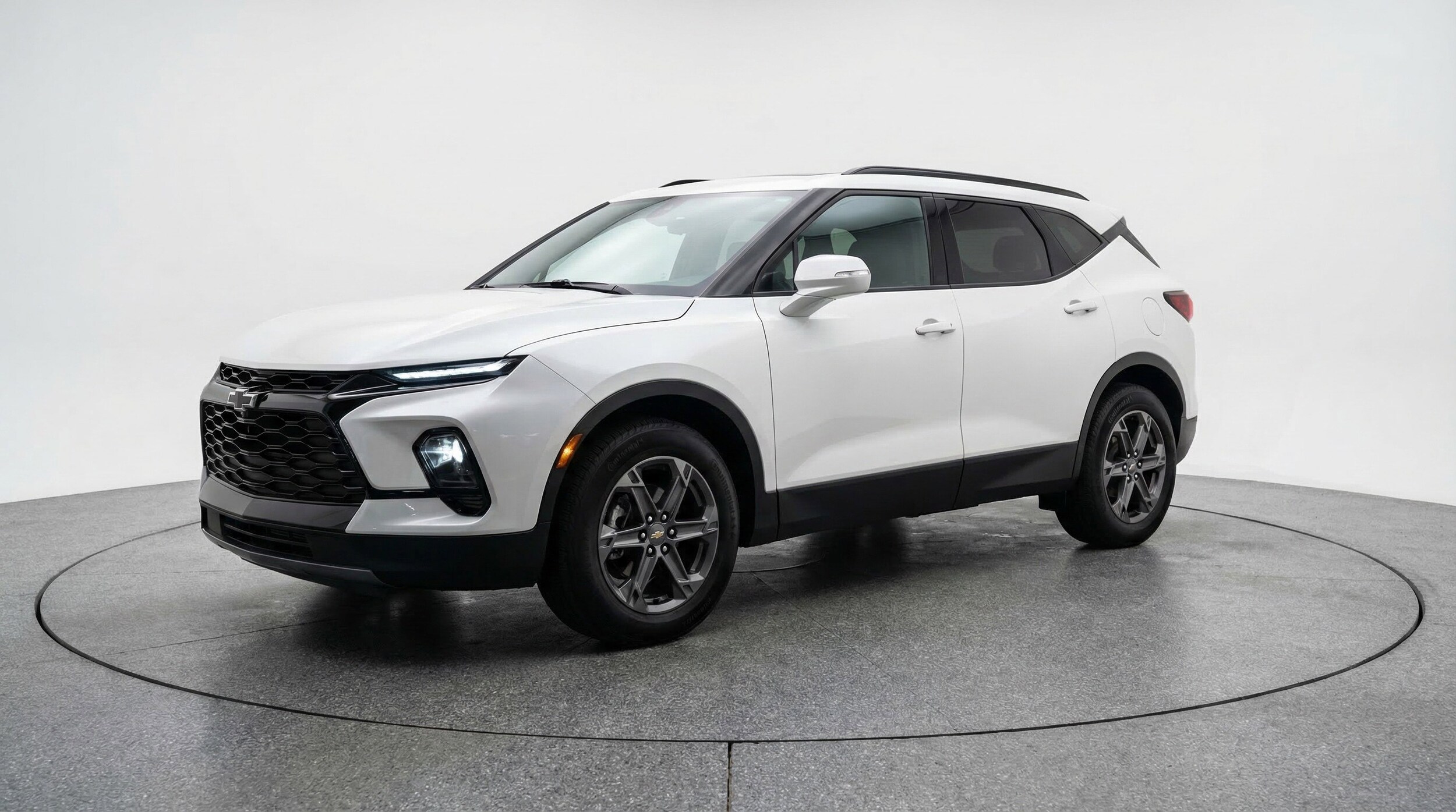 Thumbnail: 2025 Chevrolet Blazer - 3