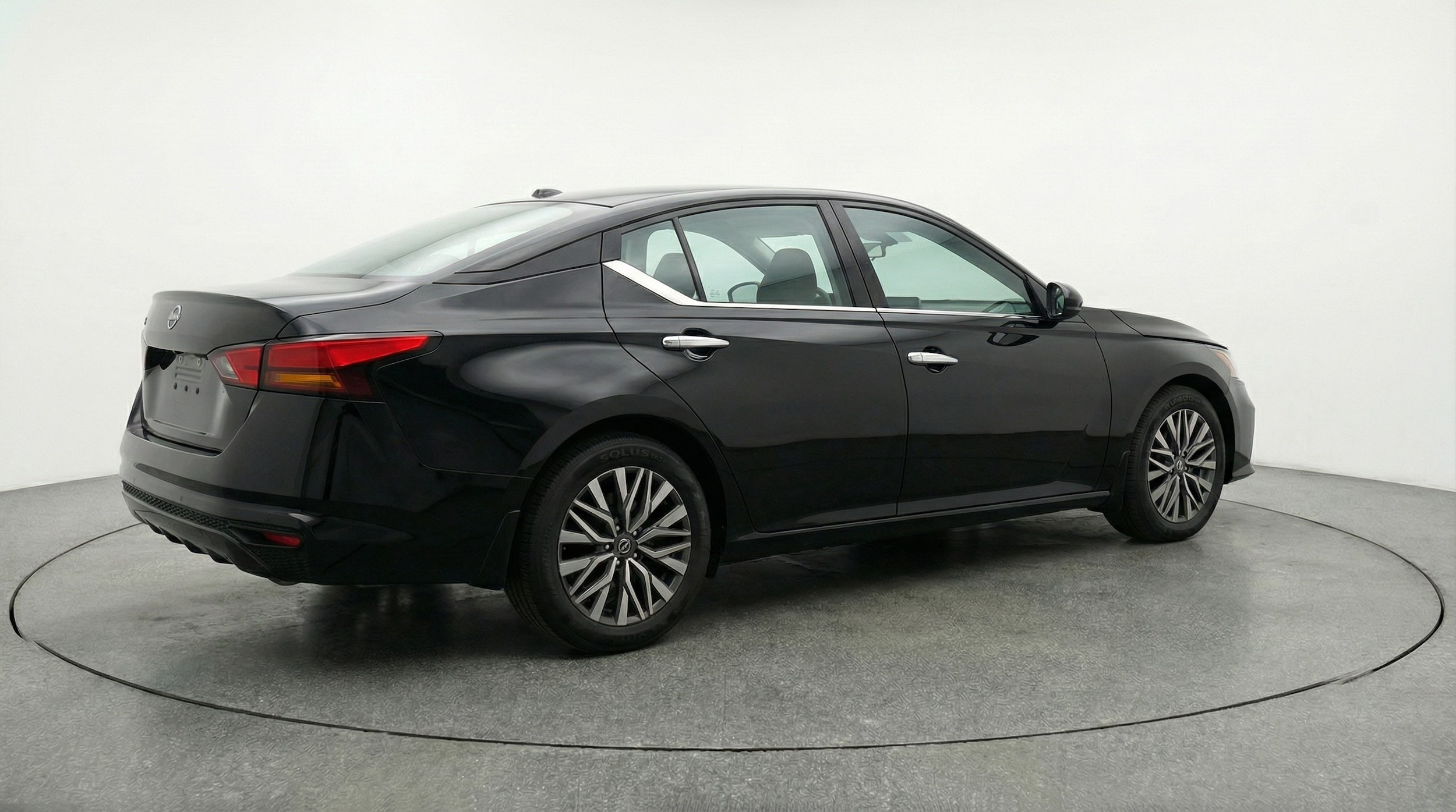 Thumbnail: 2025 Nissan Altima - 7