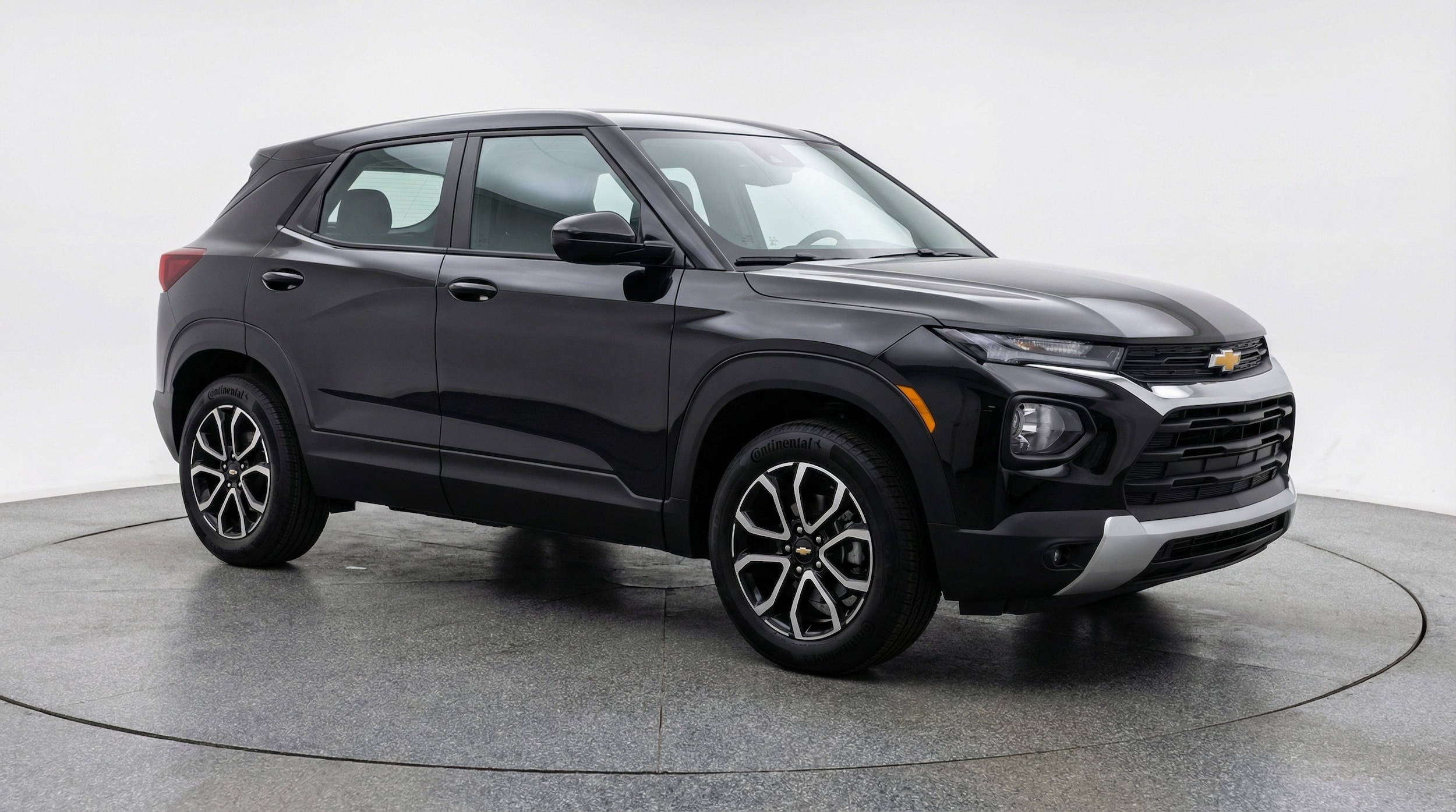 Thumbnail: 2025 Chevrolet TrailBlazer - 1