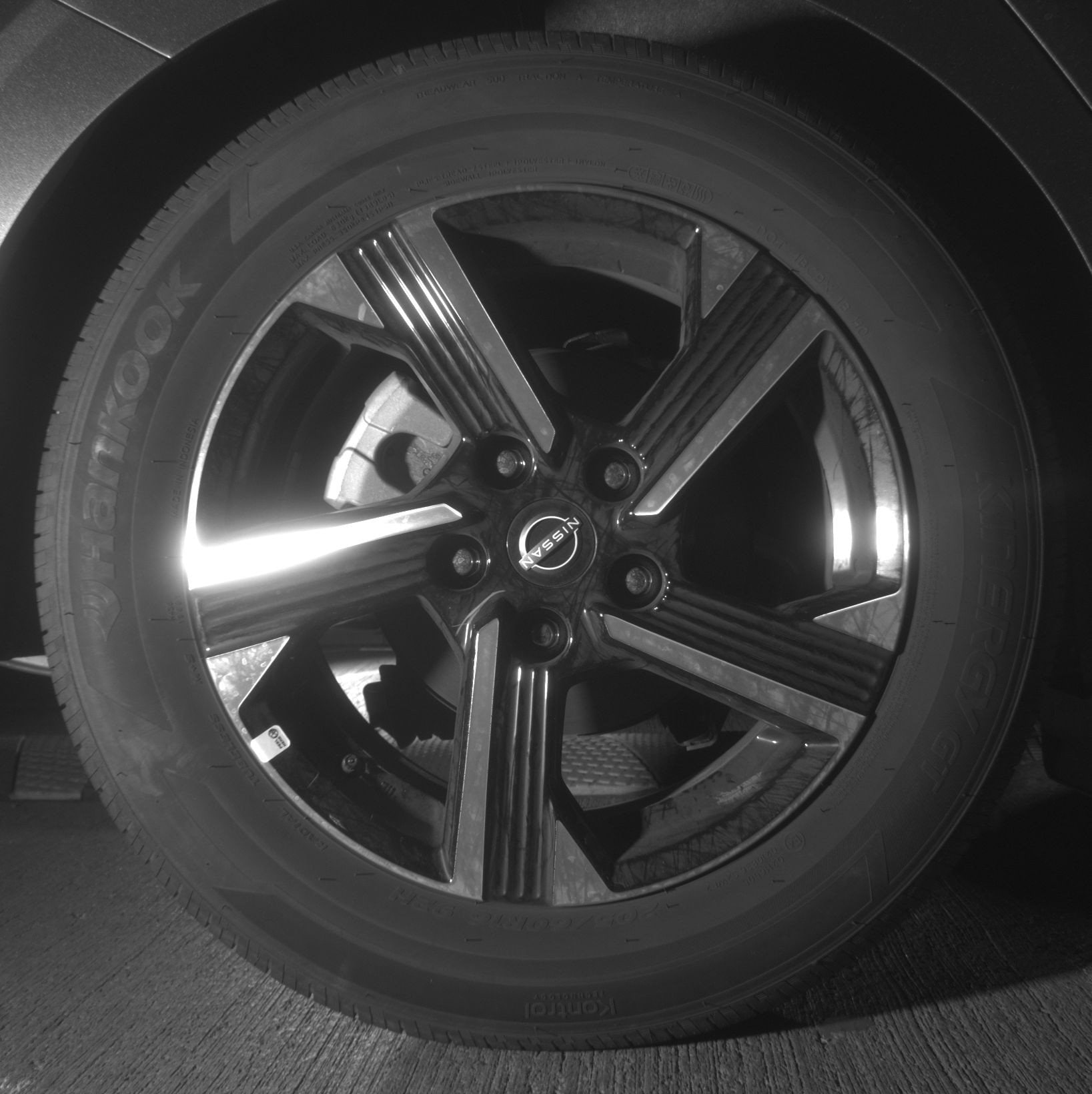 Thumbnail: 2025 Nissan Sentra - 15