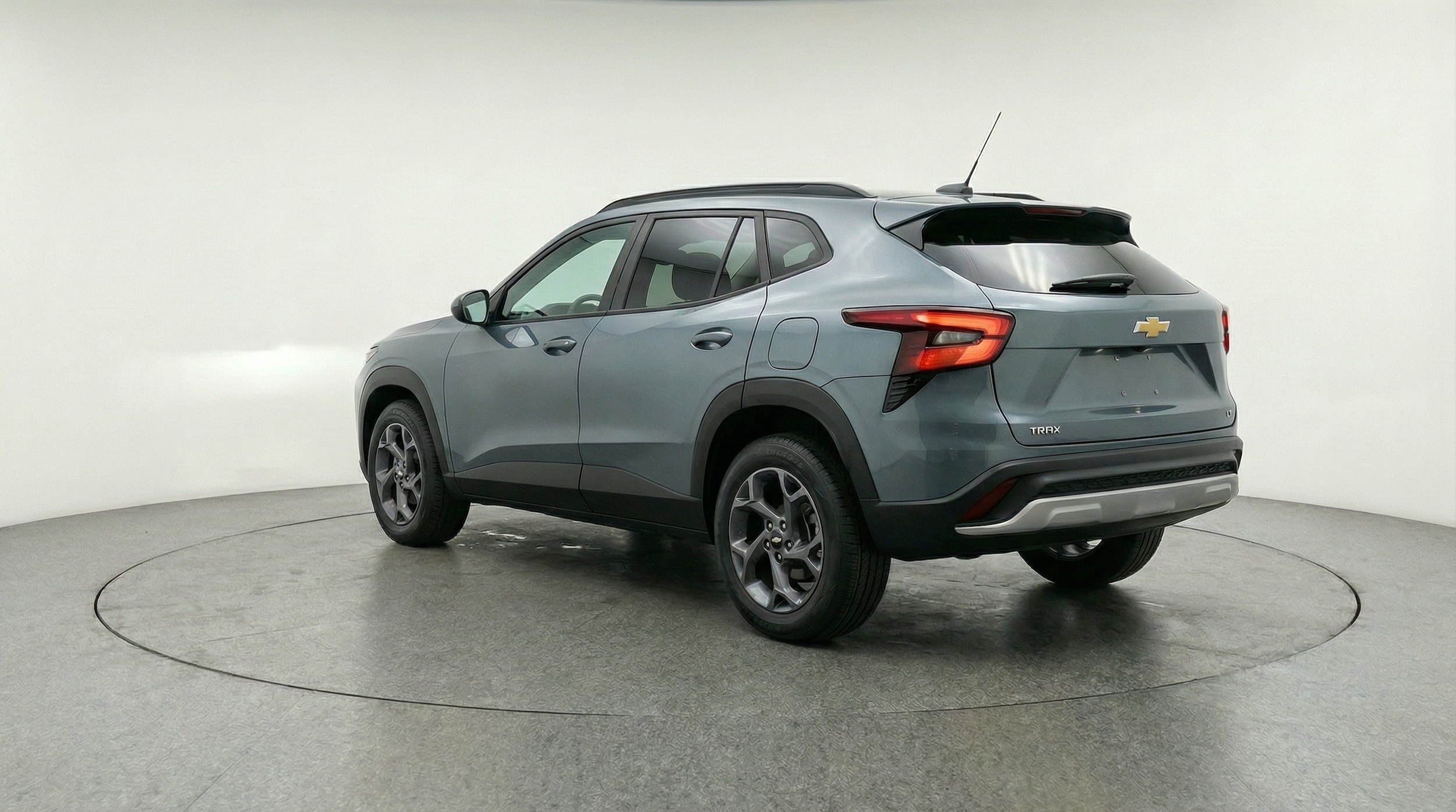 Thumbnail: 2025 Chevrolet Trax - 5