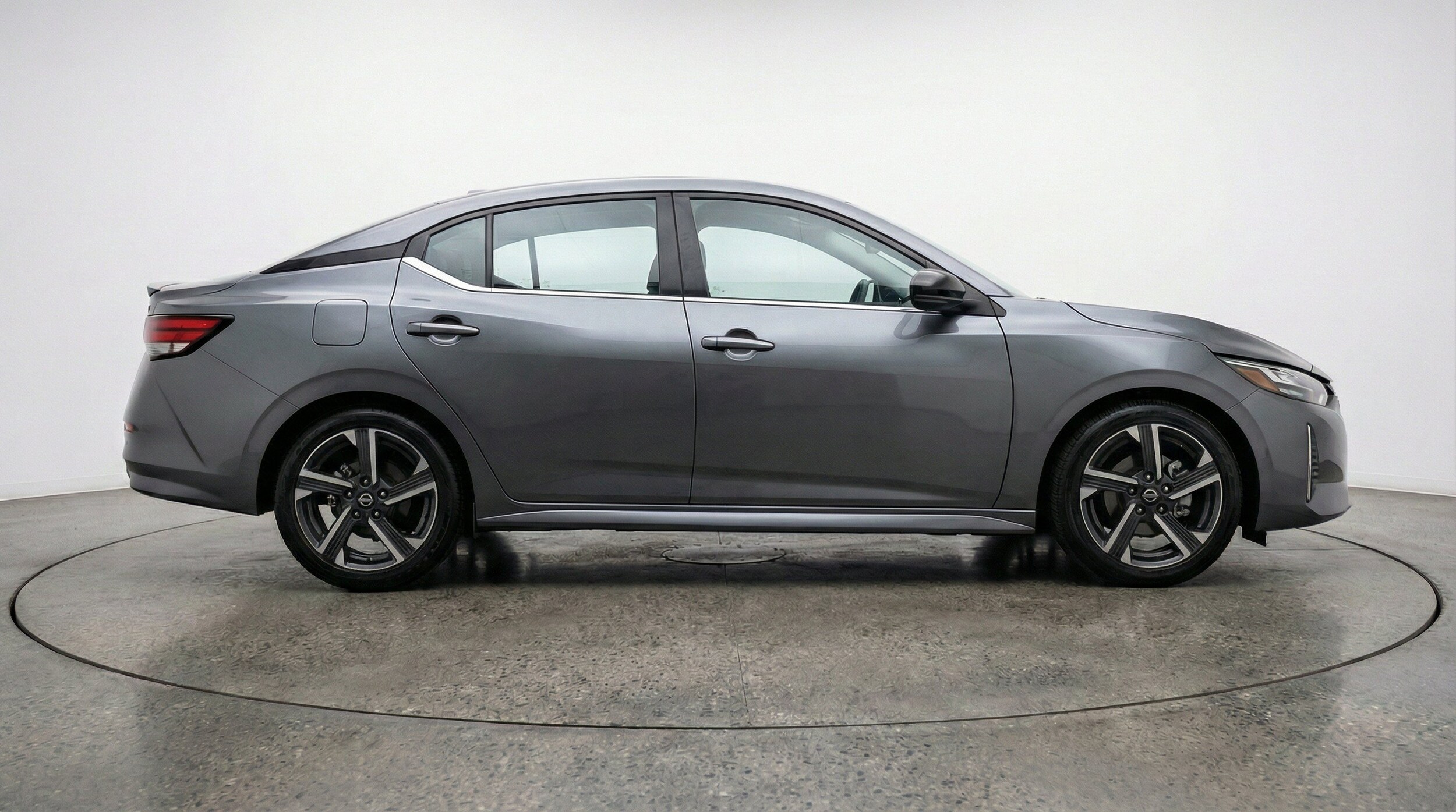 Thumbnail: 2025 Nissan Sentra - 11