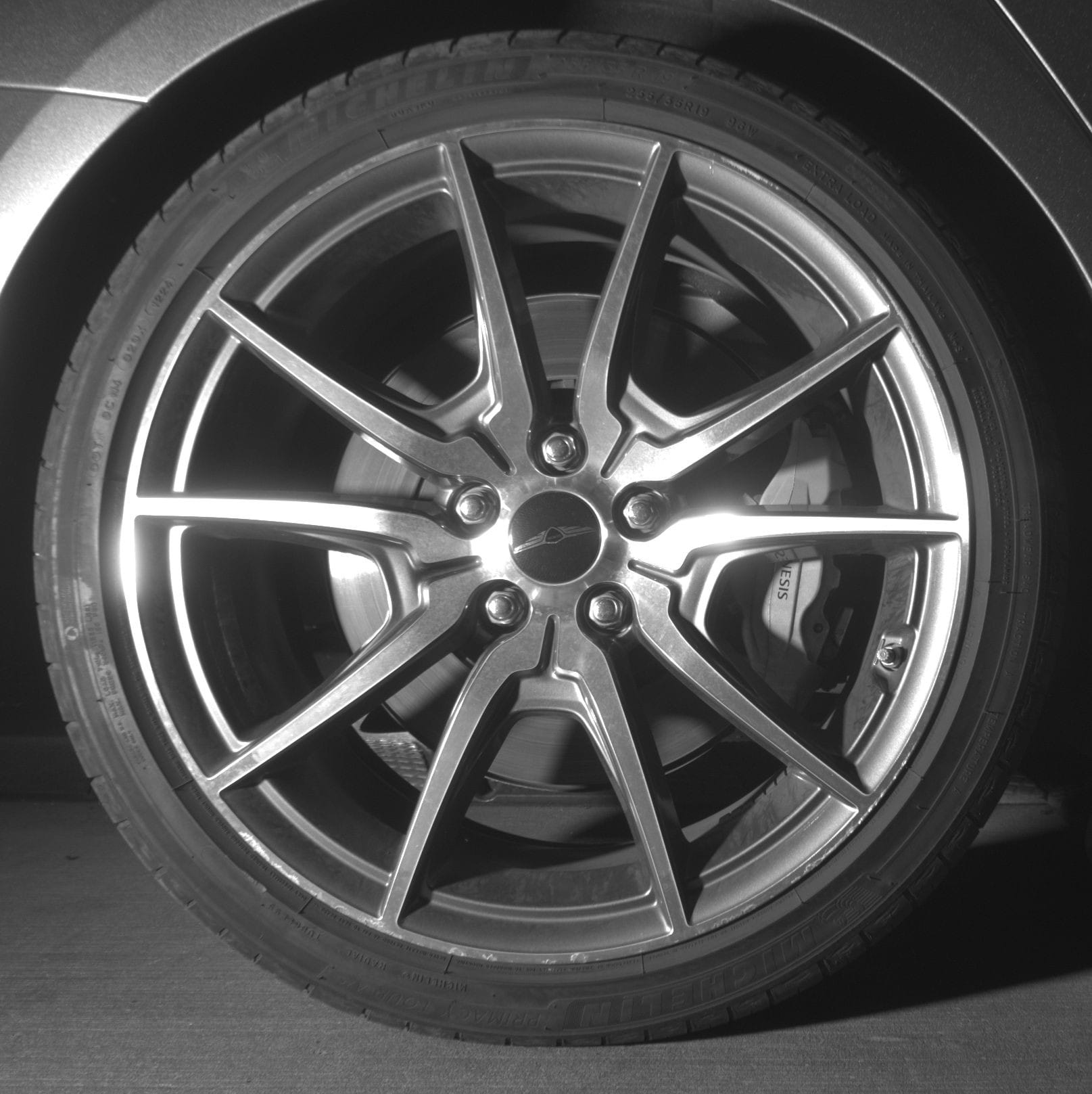 Thumbnail: 2025 Genesis G70 - 12