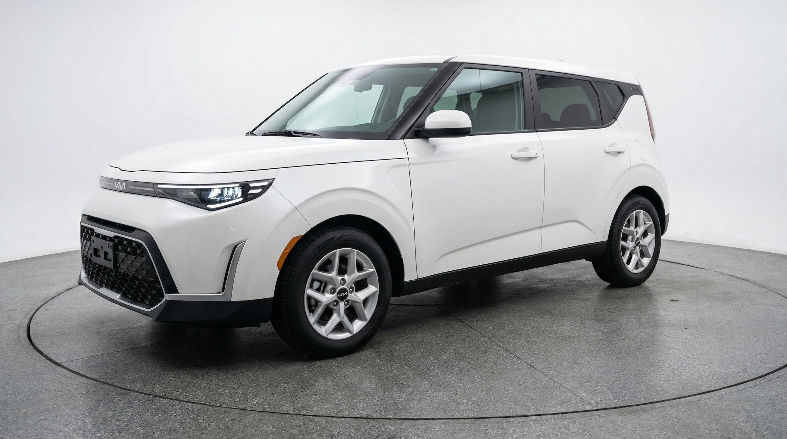 Thumbnail: 2025 Kia Soul - 3