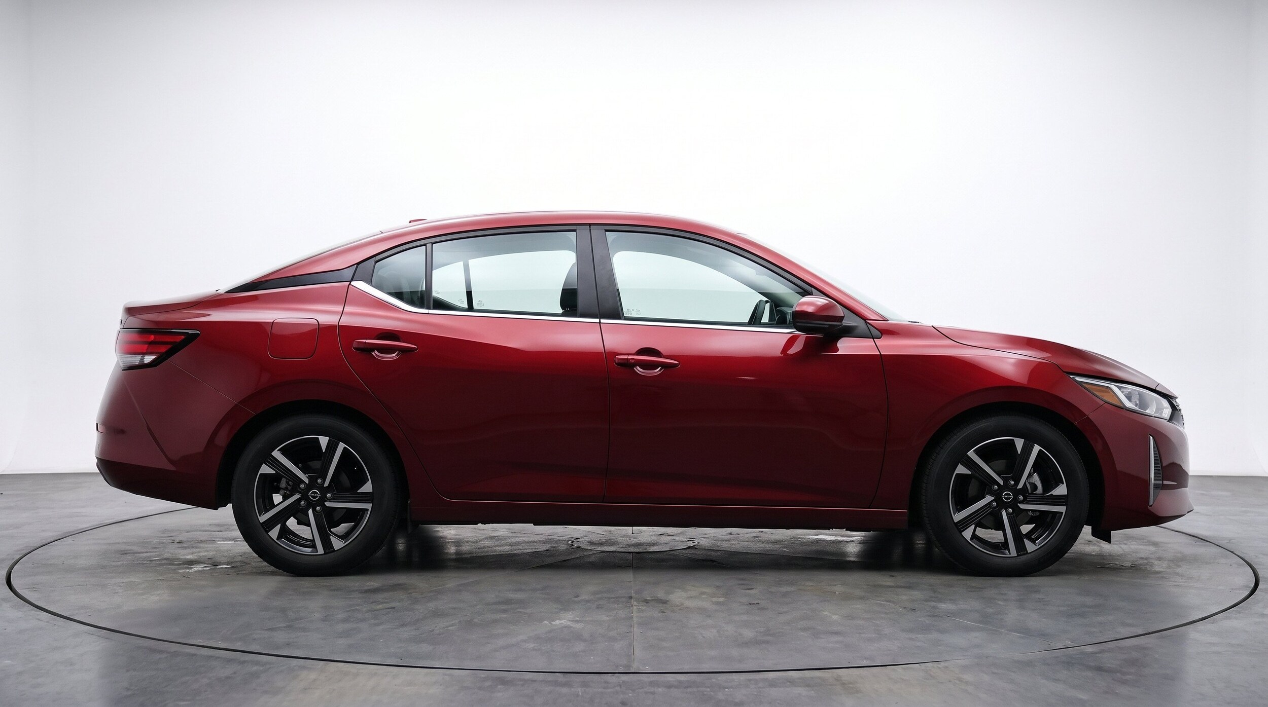 Thumbnail: 2025 Nissan Sentra - 11