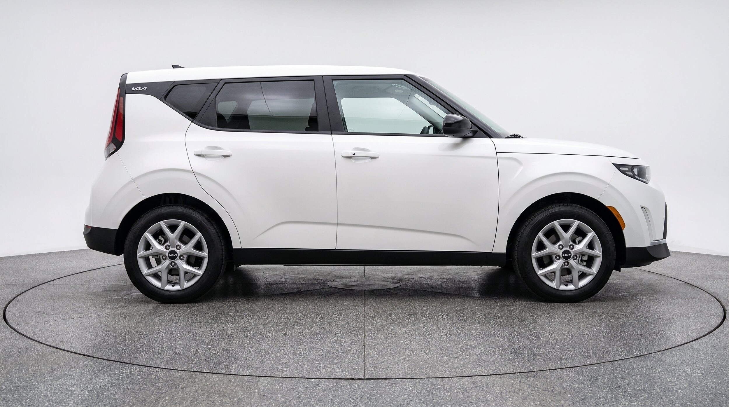 Thumbnail: 2025 Kia Soul - 10