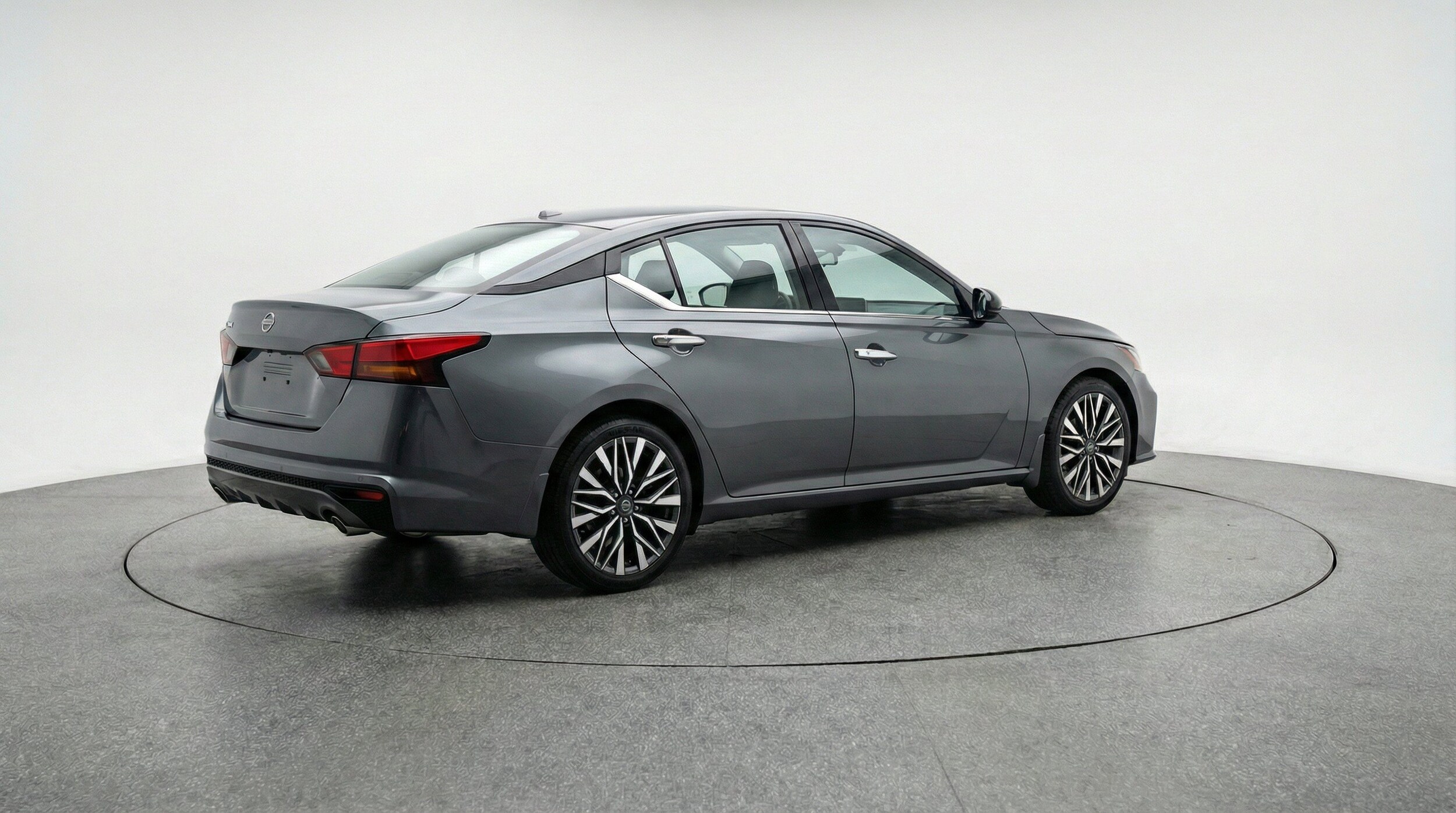 Thumbnail: 2025 Nissan Altima - 9