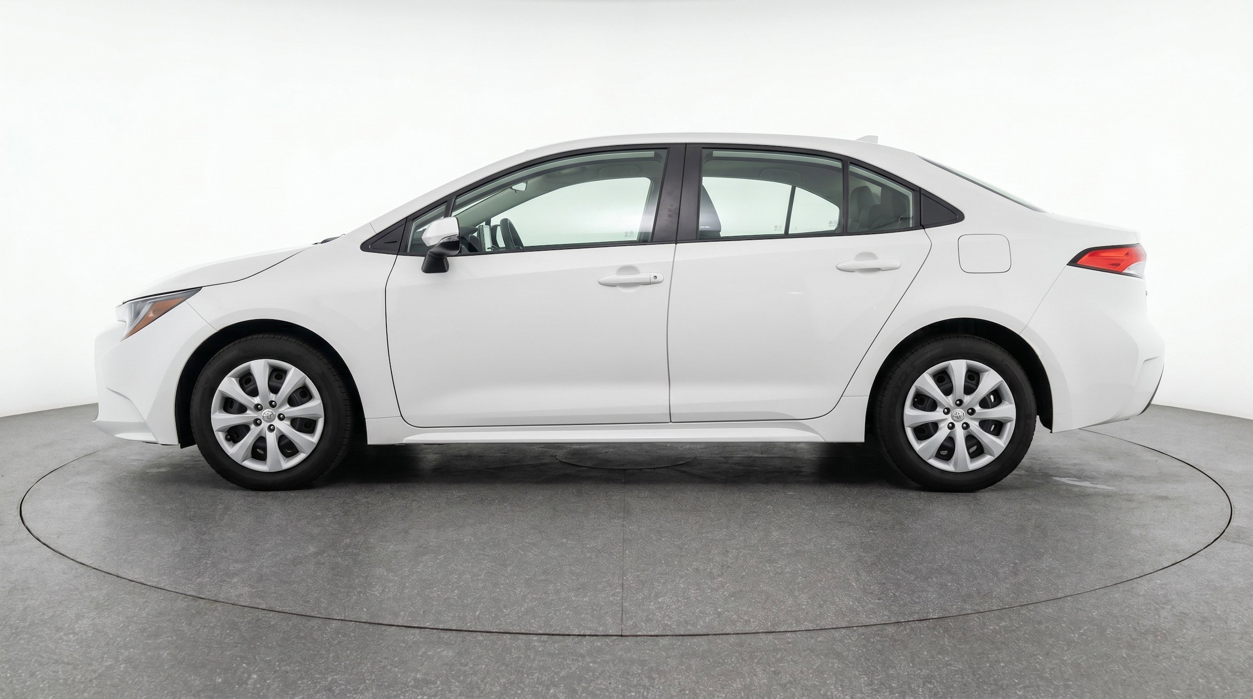 Thumbnail: 2025 Toyota Corolla - 5