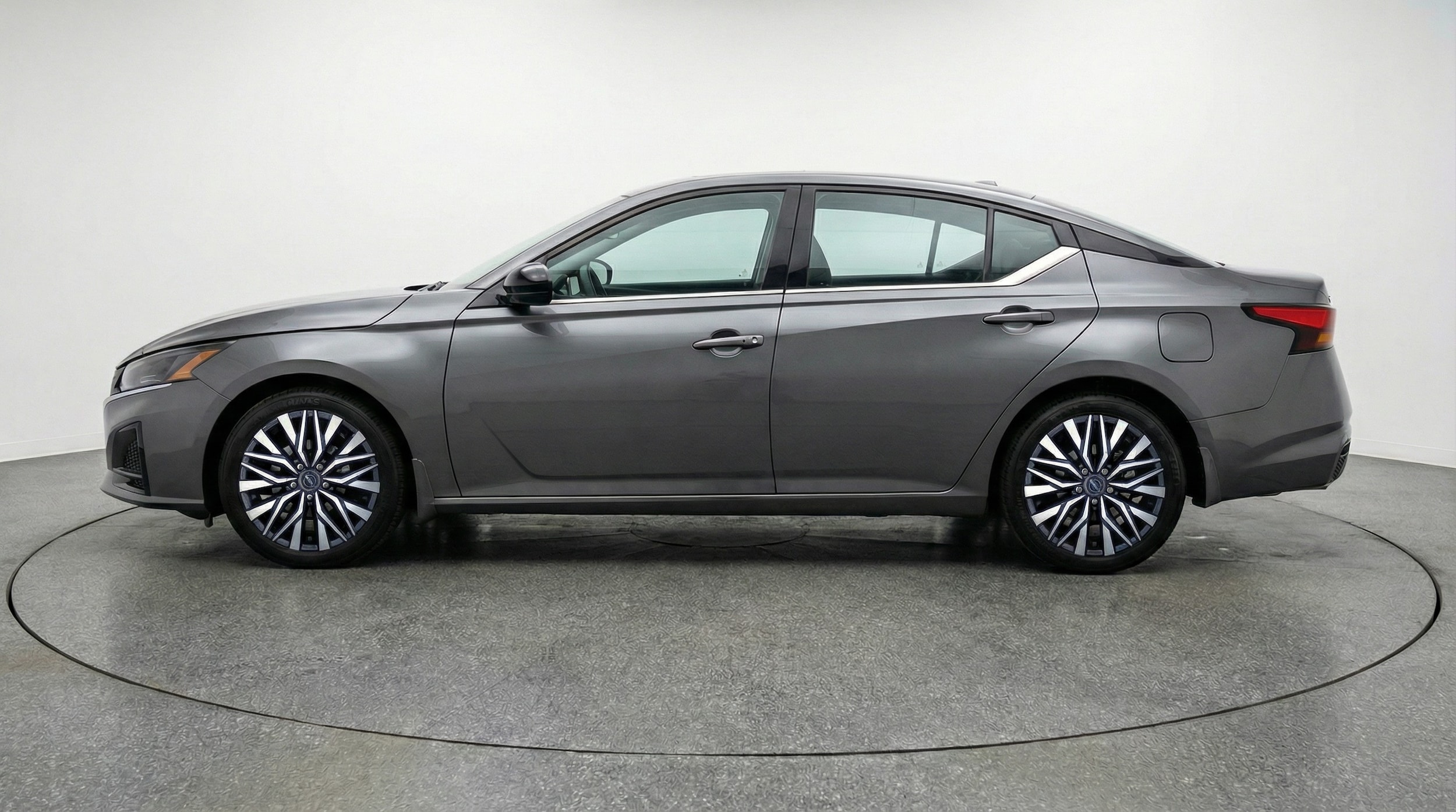 Thumbnail: 2025 Nissan Altima - 4