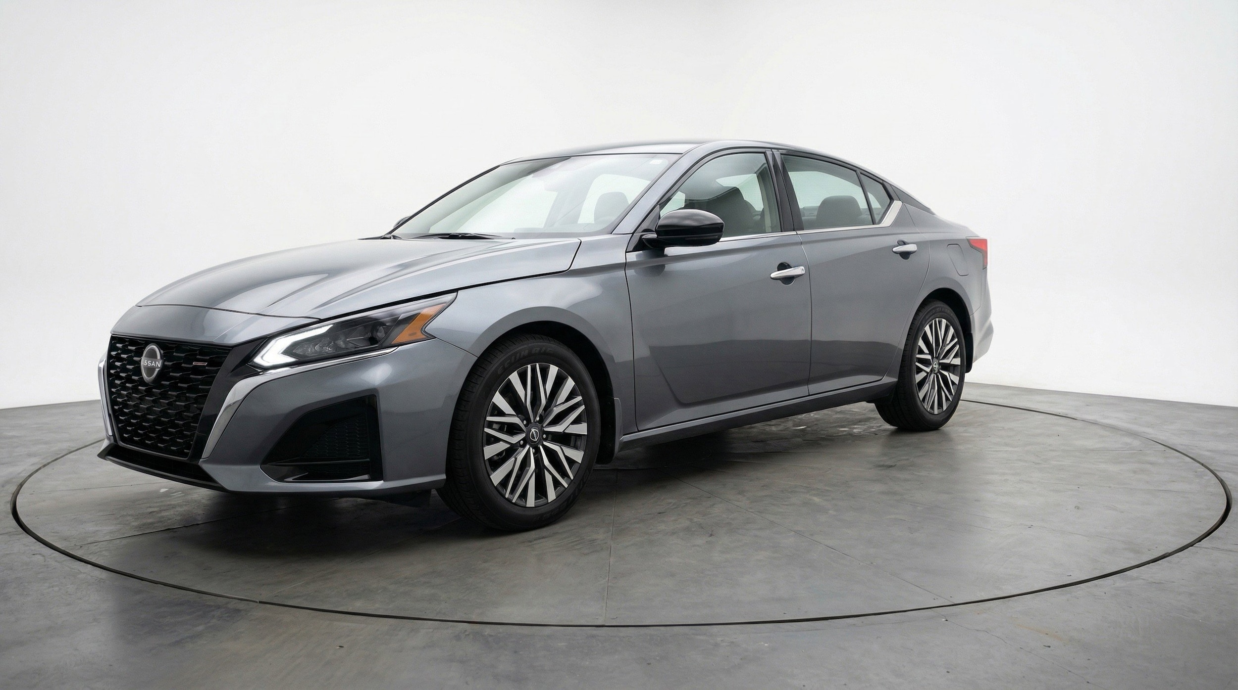 Thumbnail: 2025 Nissan Altima - 3