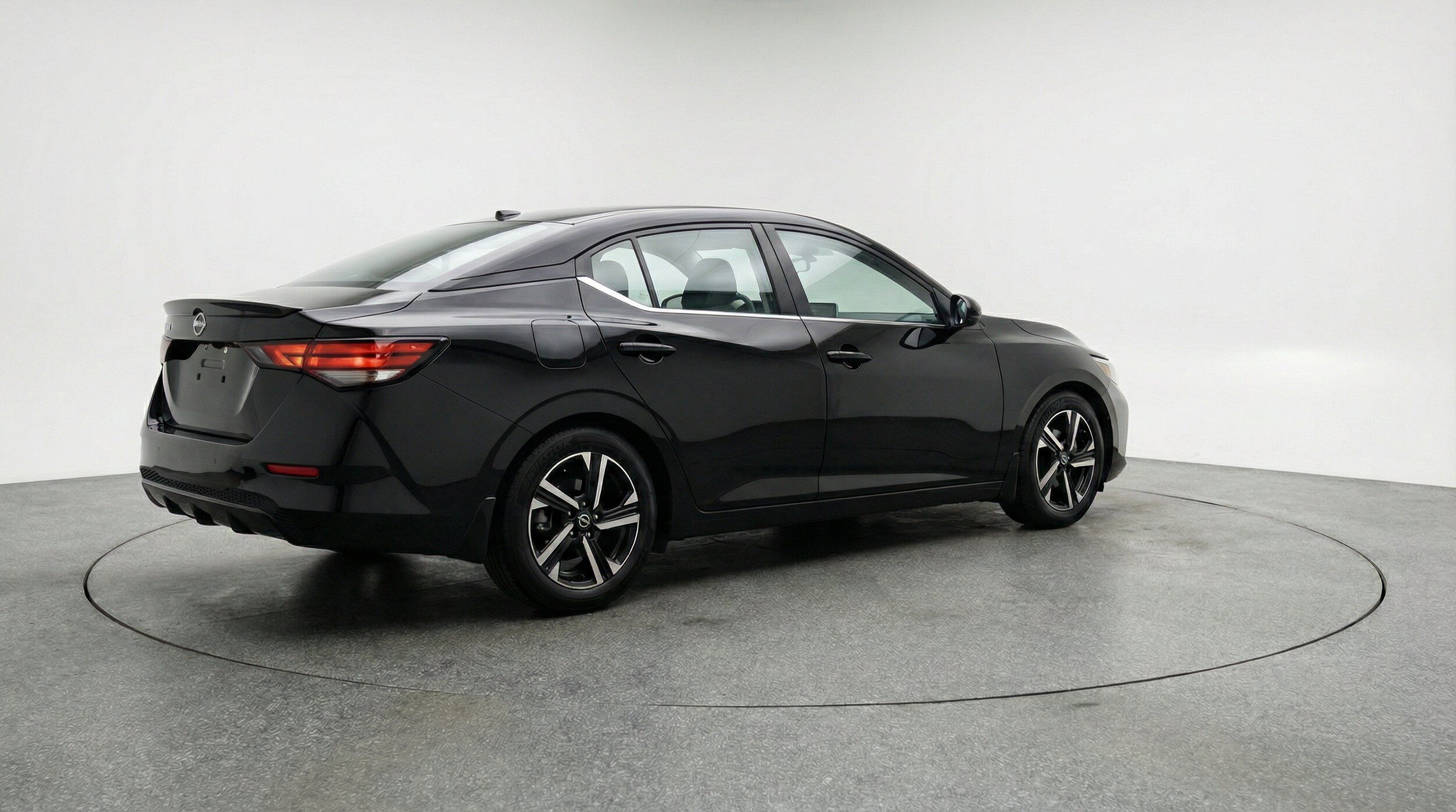 Thumbnail: 2025 Nissan Sentra - 9