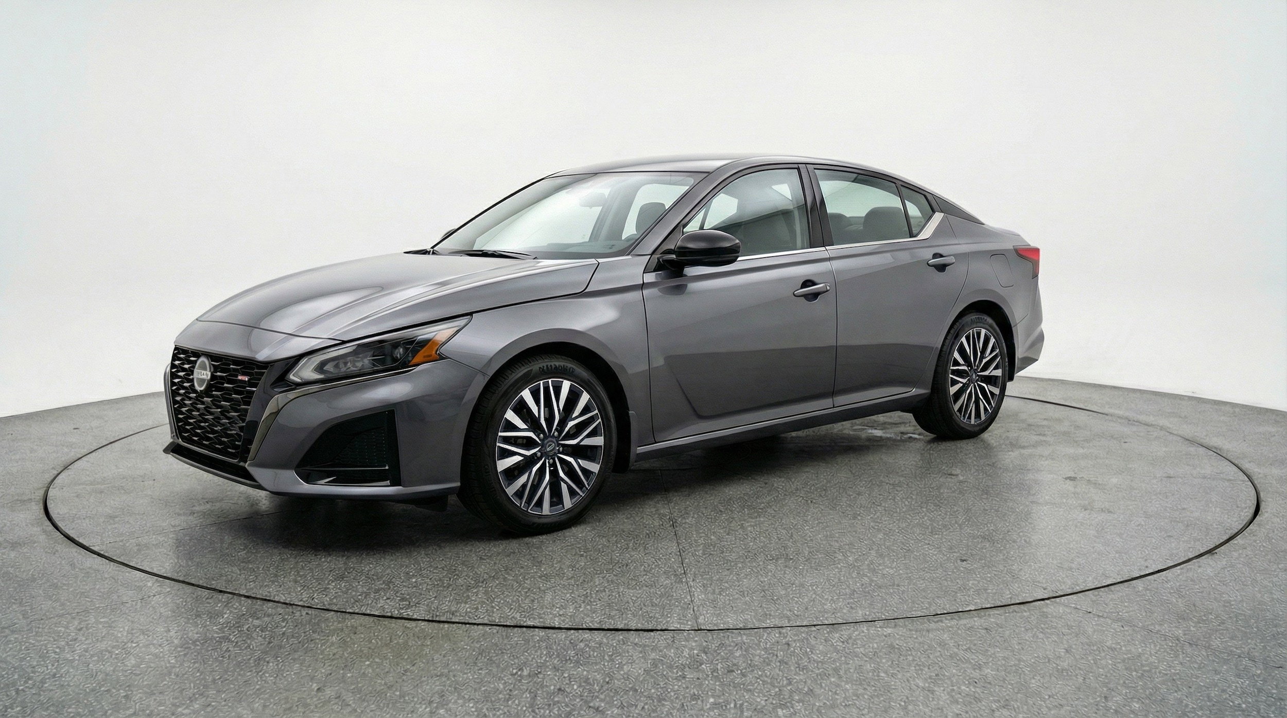 Thumbnail: 2025 Nissan Altima - 3