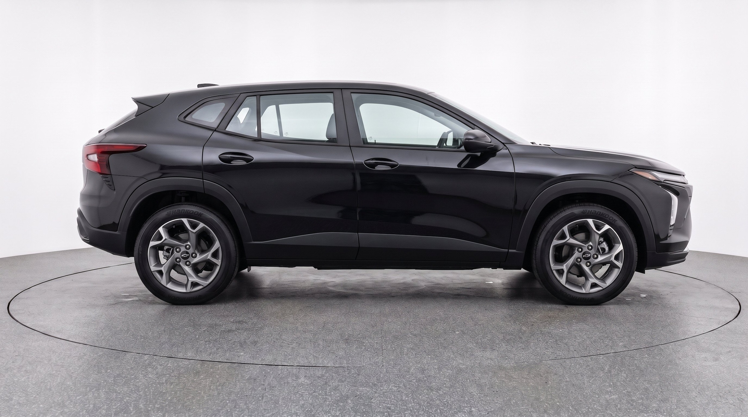 Thumbnail: 2025 Chevrolet Trax - 10