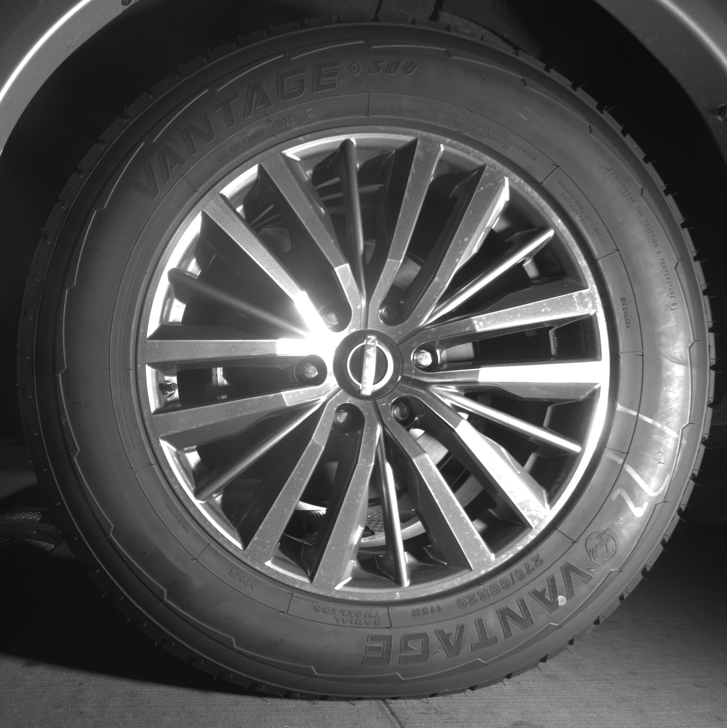 Thumbnail: 2023 Nissan Armada - 14