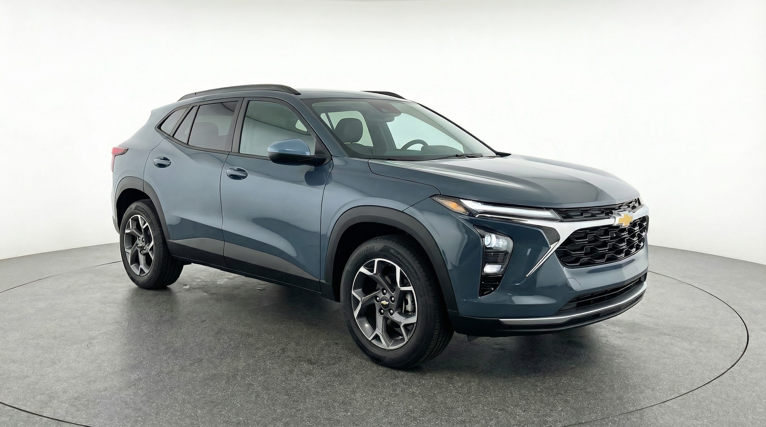 Thumbnail: 2025 Chevrolet Trax - 1